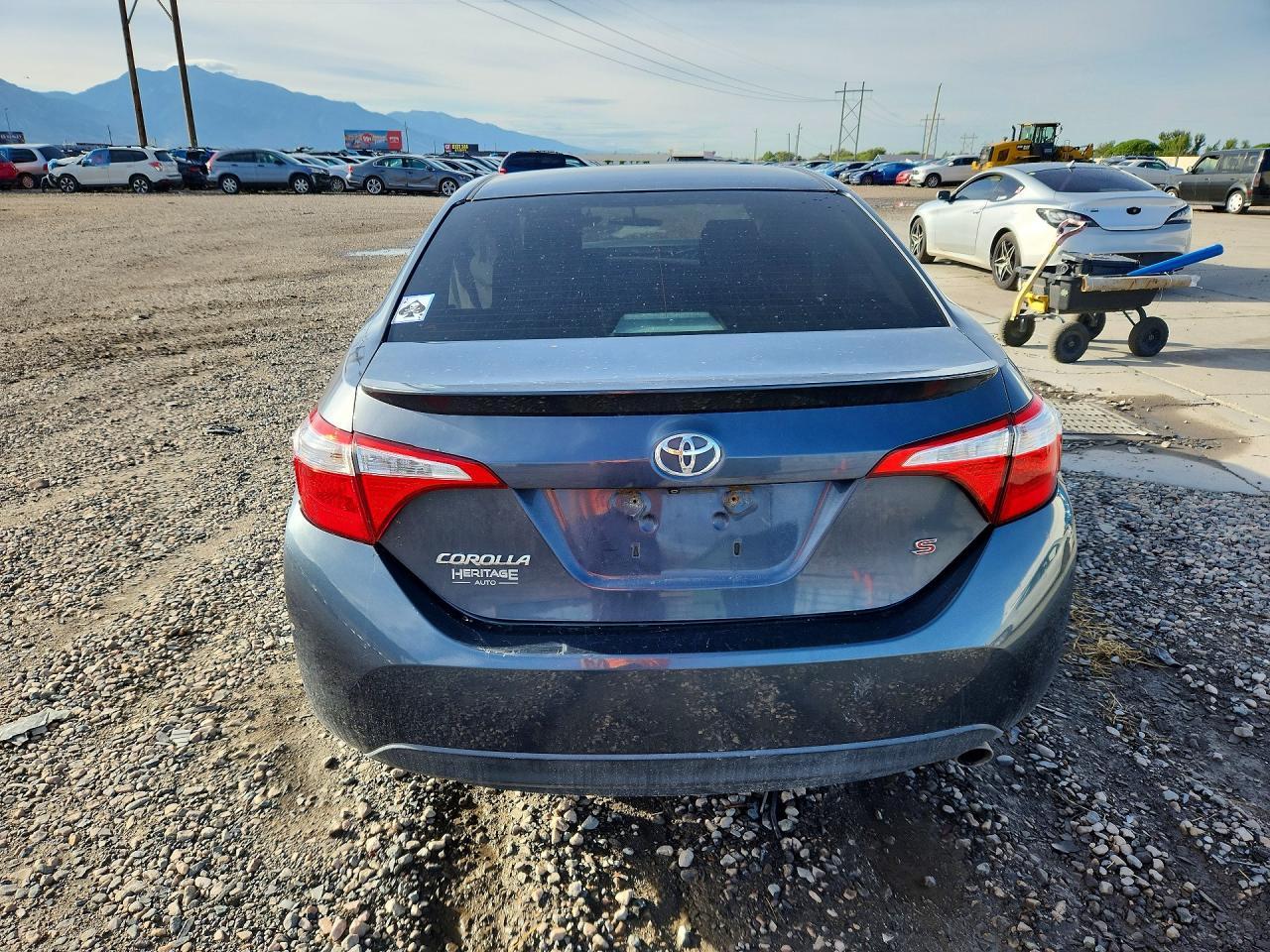 2015 Toyota Corolla S Plus - Фото 6