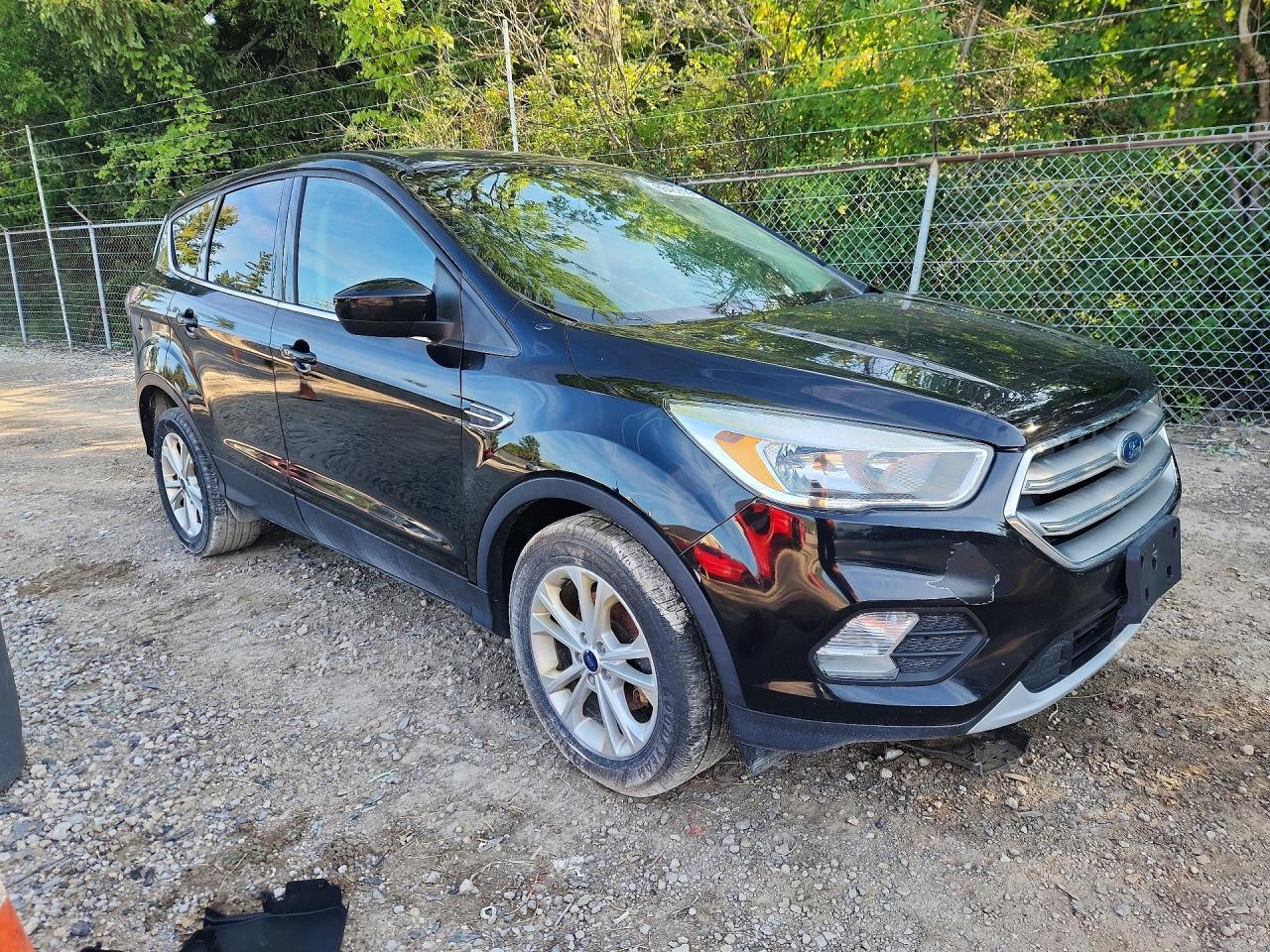 2017 Ford Escape Se - Фото 4