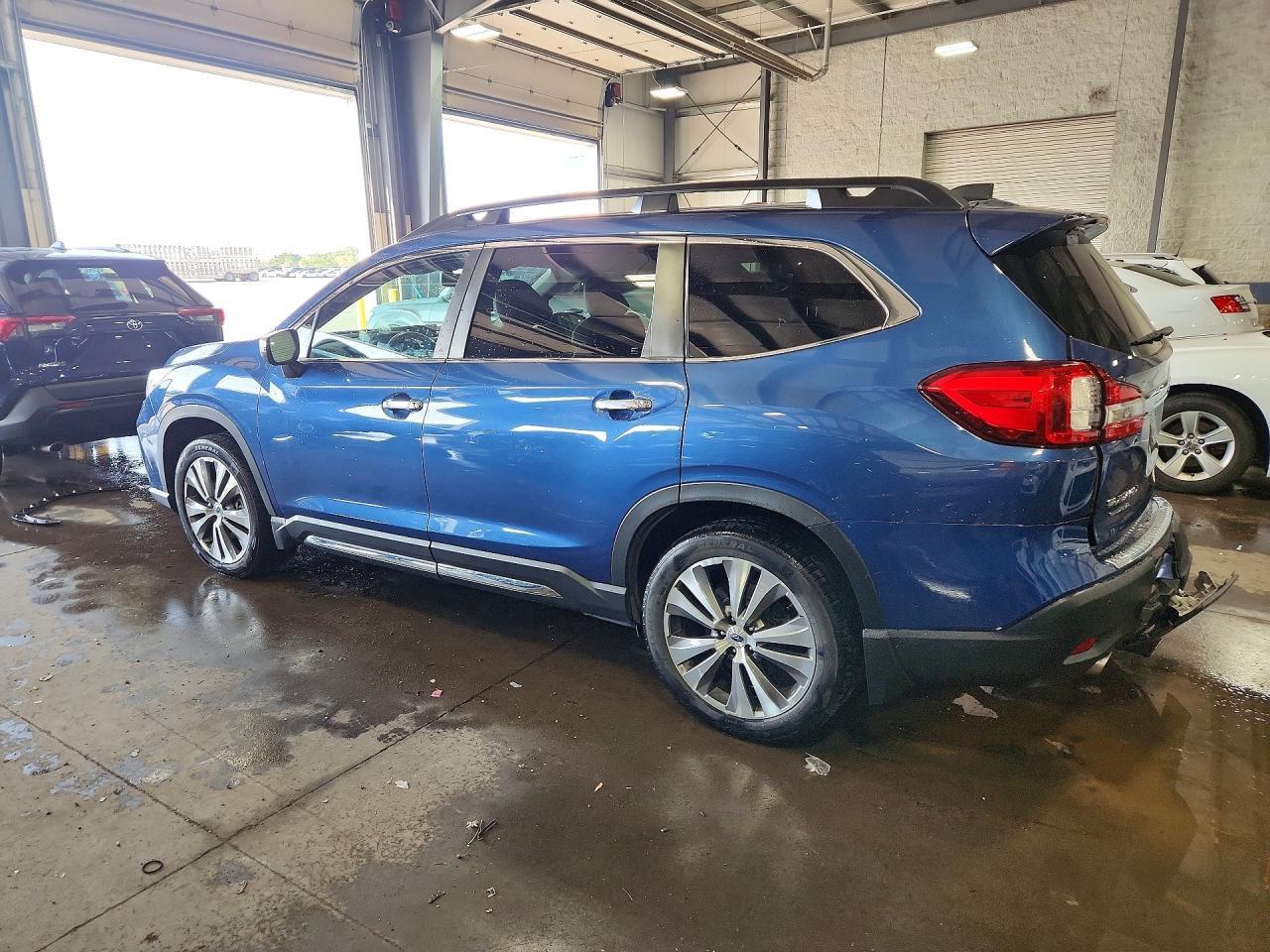 2021 Subaru Ascent Touring - Фото 2
