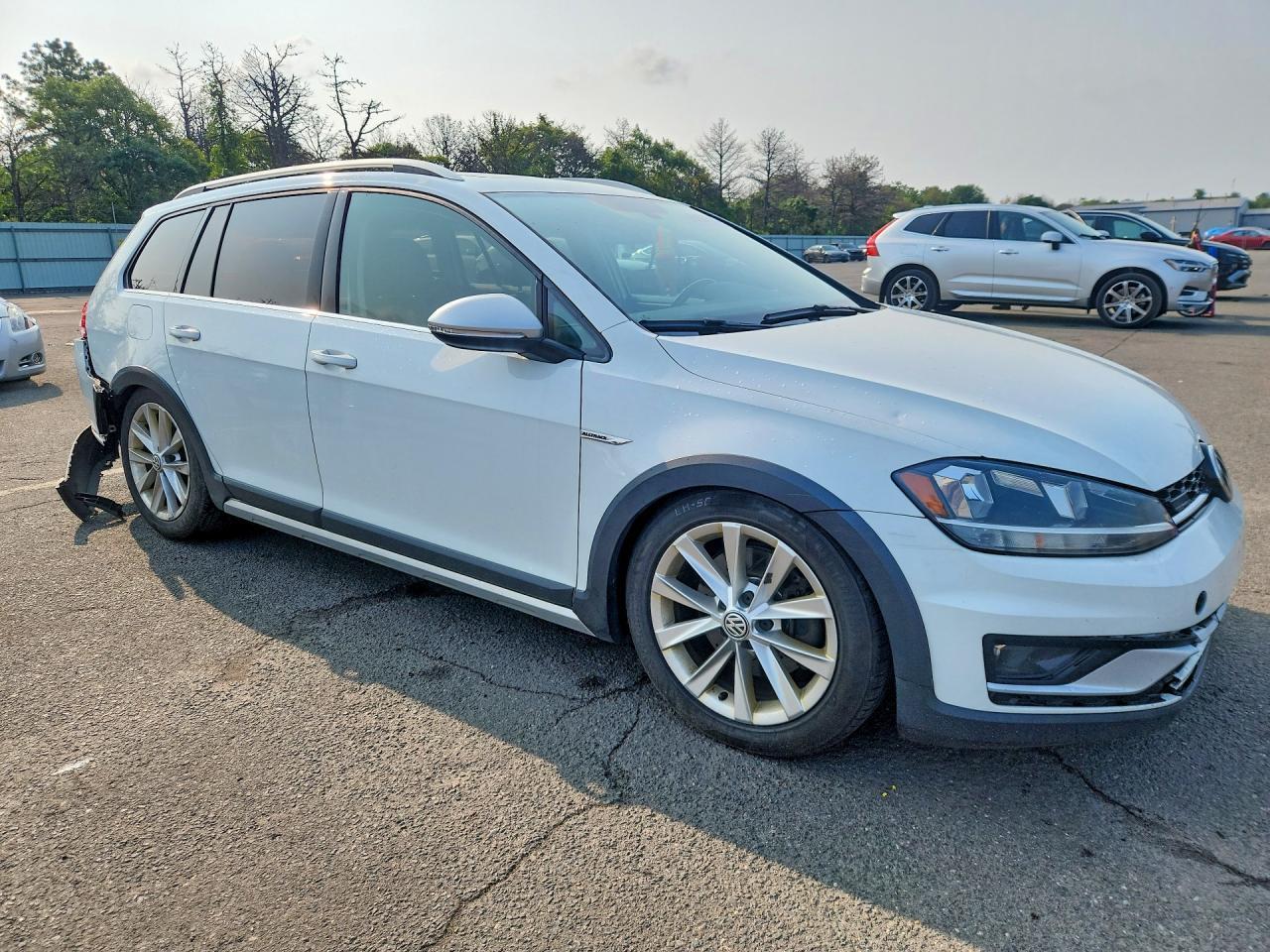 2019 Volkswagen Golf Alltrack S - Фото 4