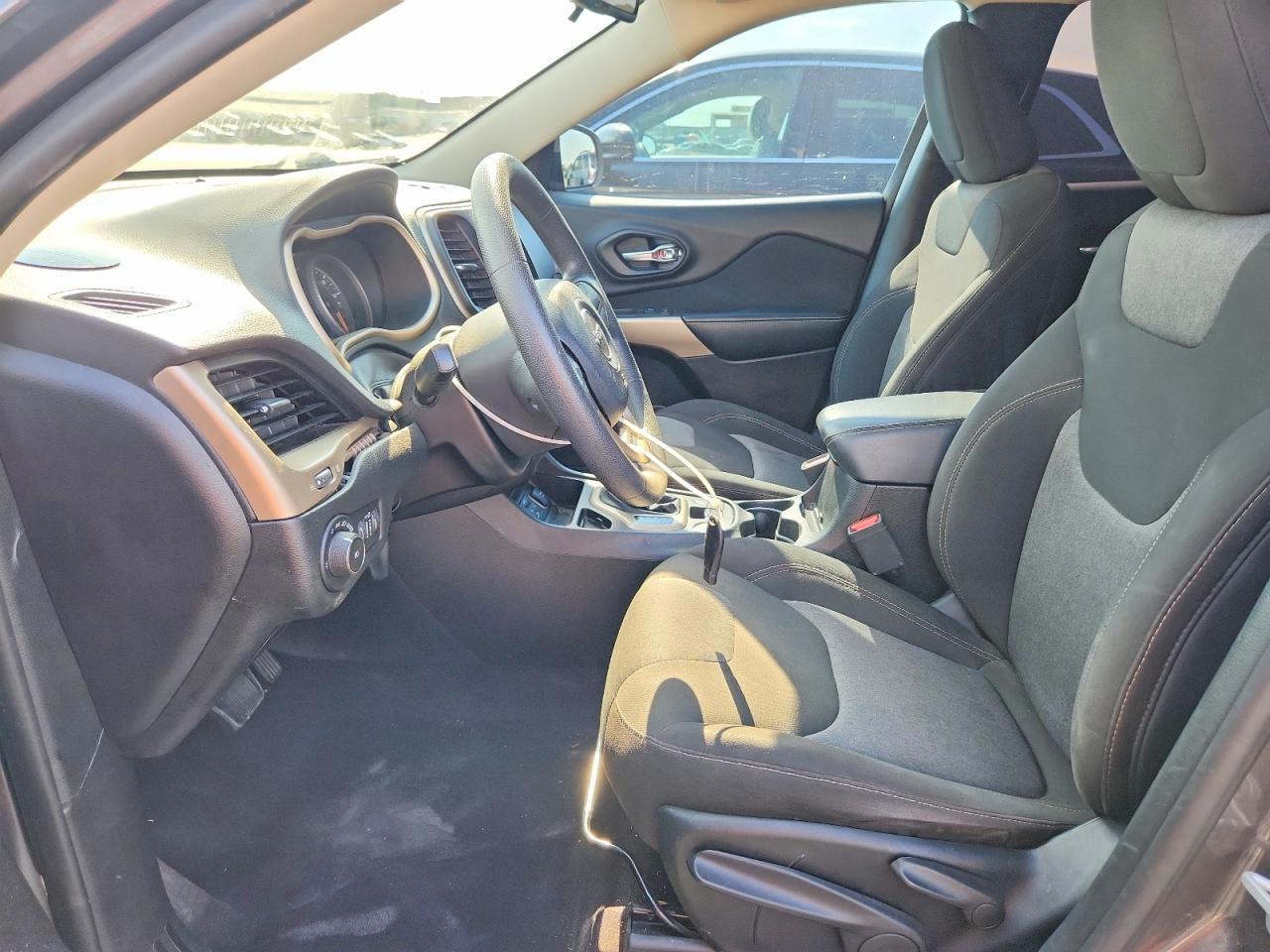 2018 Jeep Cherokee Latitude - Фото 7