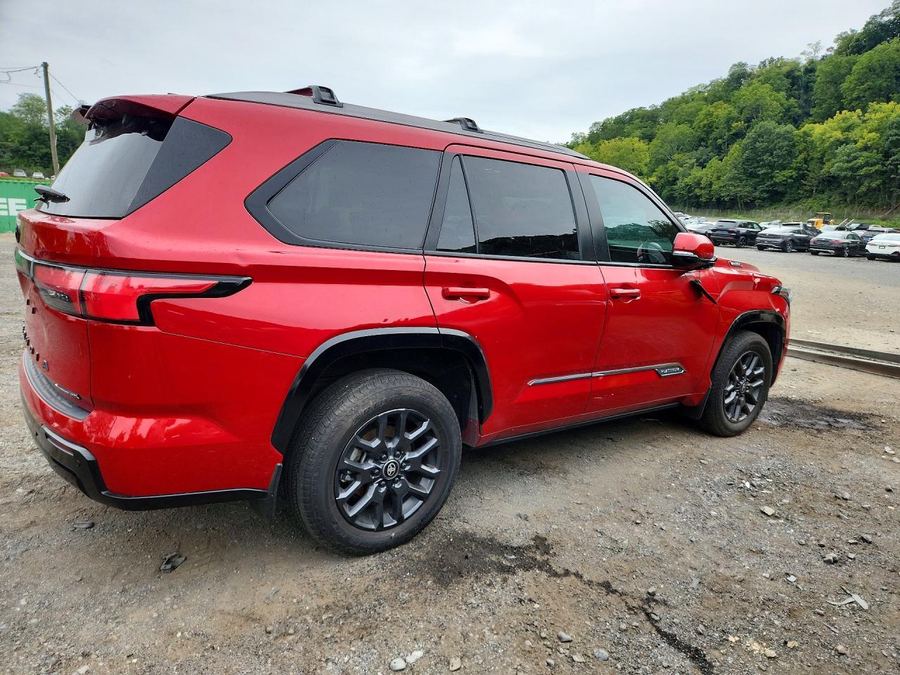 2025 Toyota Sequoia Platinum - Image 3