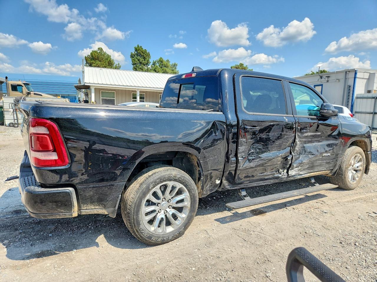 2023 Ram 1500 Laramie - Image 3
