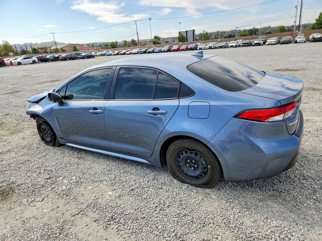 2026 Toyota Corolla Le - Фото 2