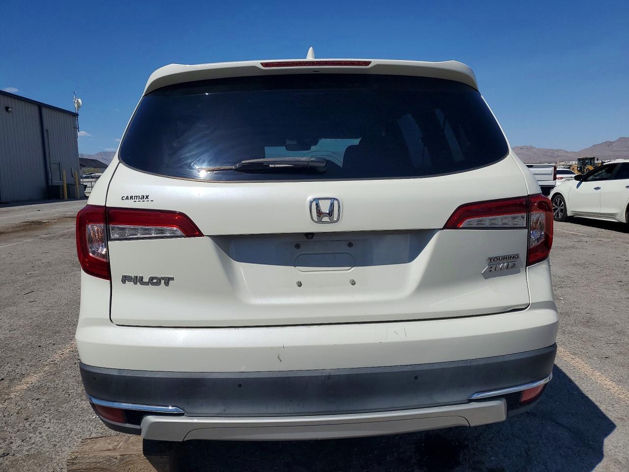 2019 Honda Pilot Touring - Image 6