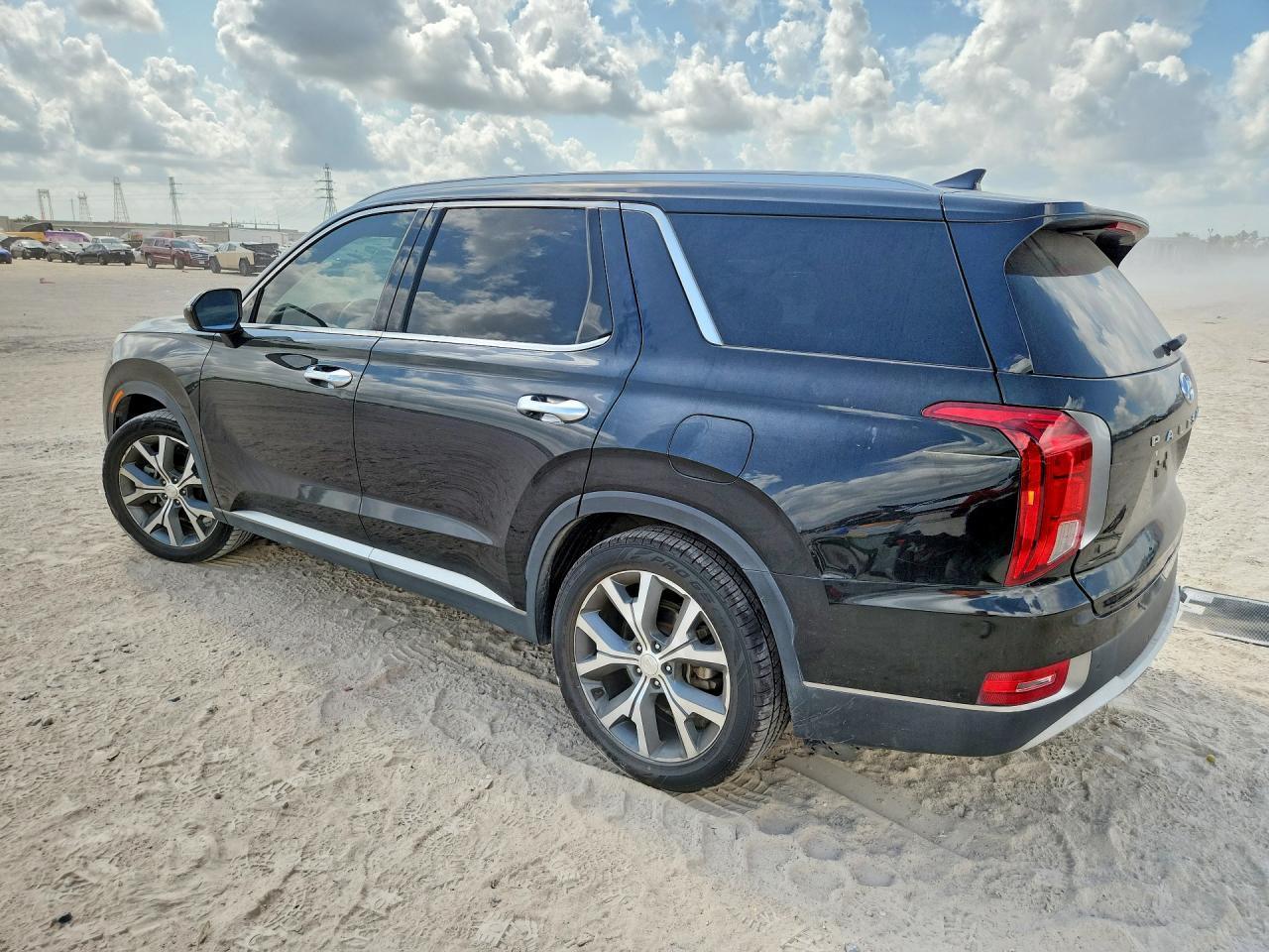 2021 Hyundai Palisade Sel - Image 2
