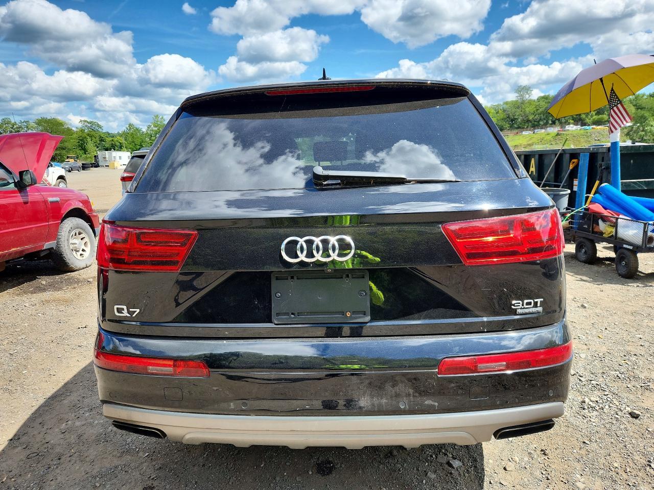 2017 Audi Q7 Premium Plus - Image 6