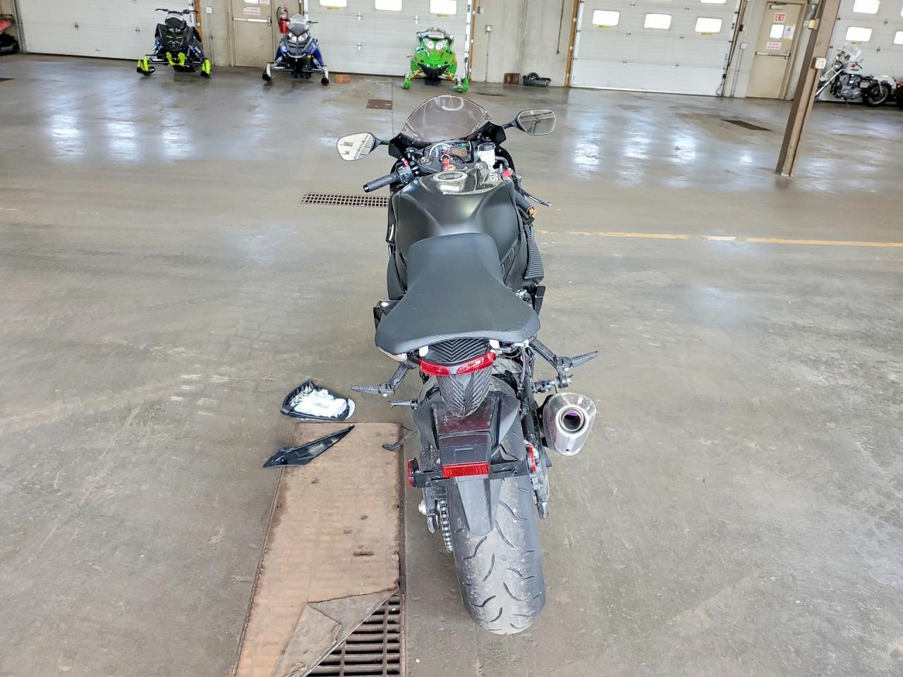 2026 Suzuki Gsx-R600 - Фото 4