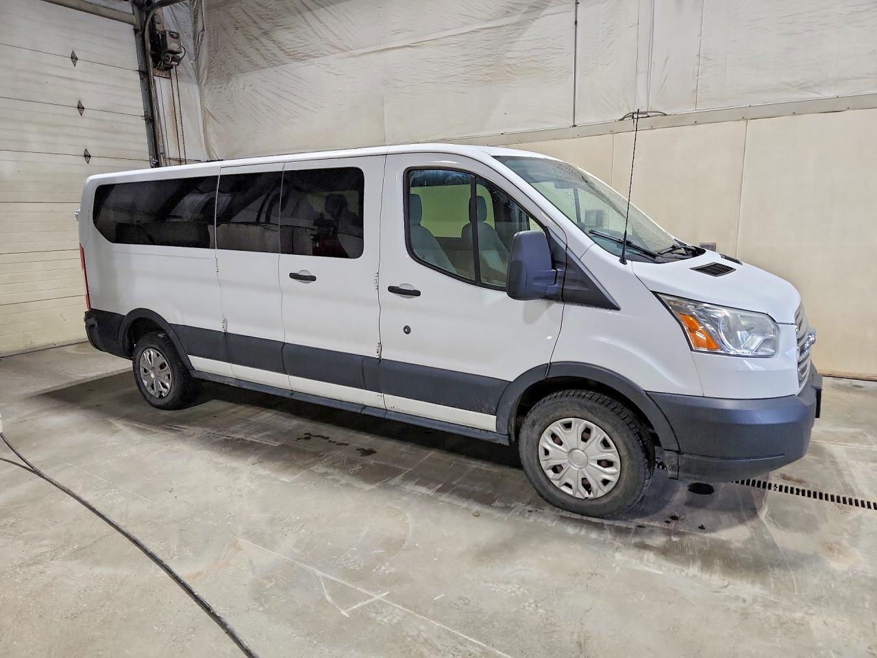 2015 Ford Transit T-350 - Image 4