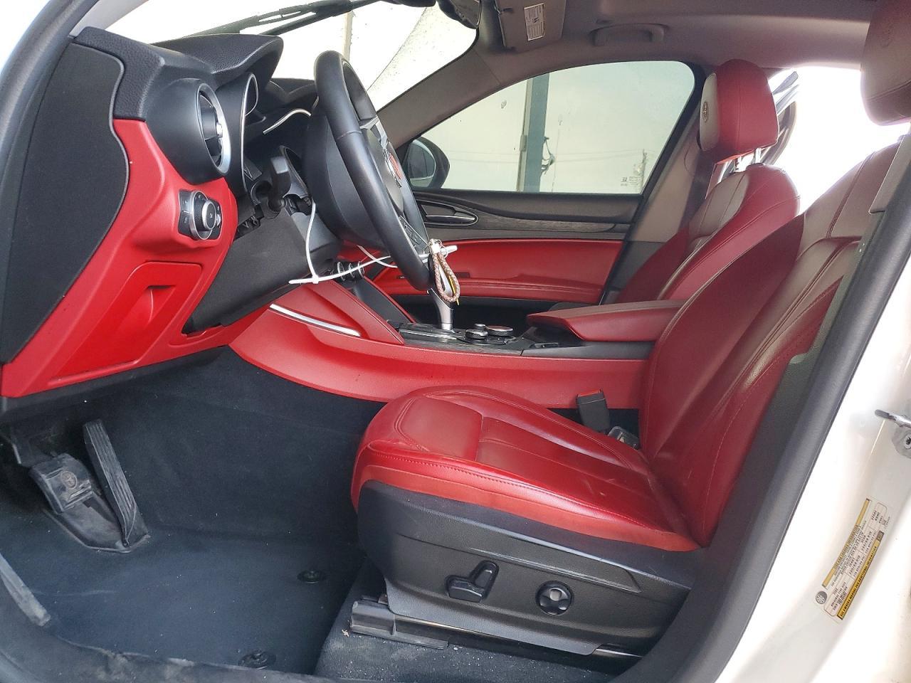 2019 Alfa Romeo Stelvio - Фото 7