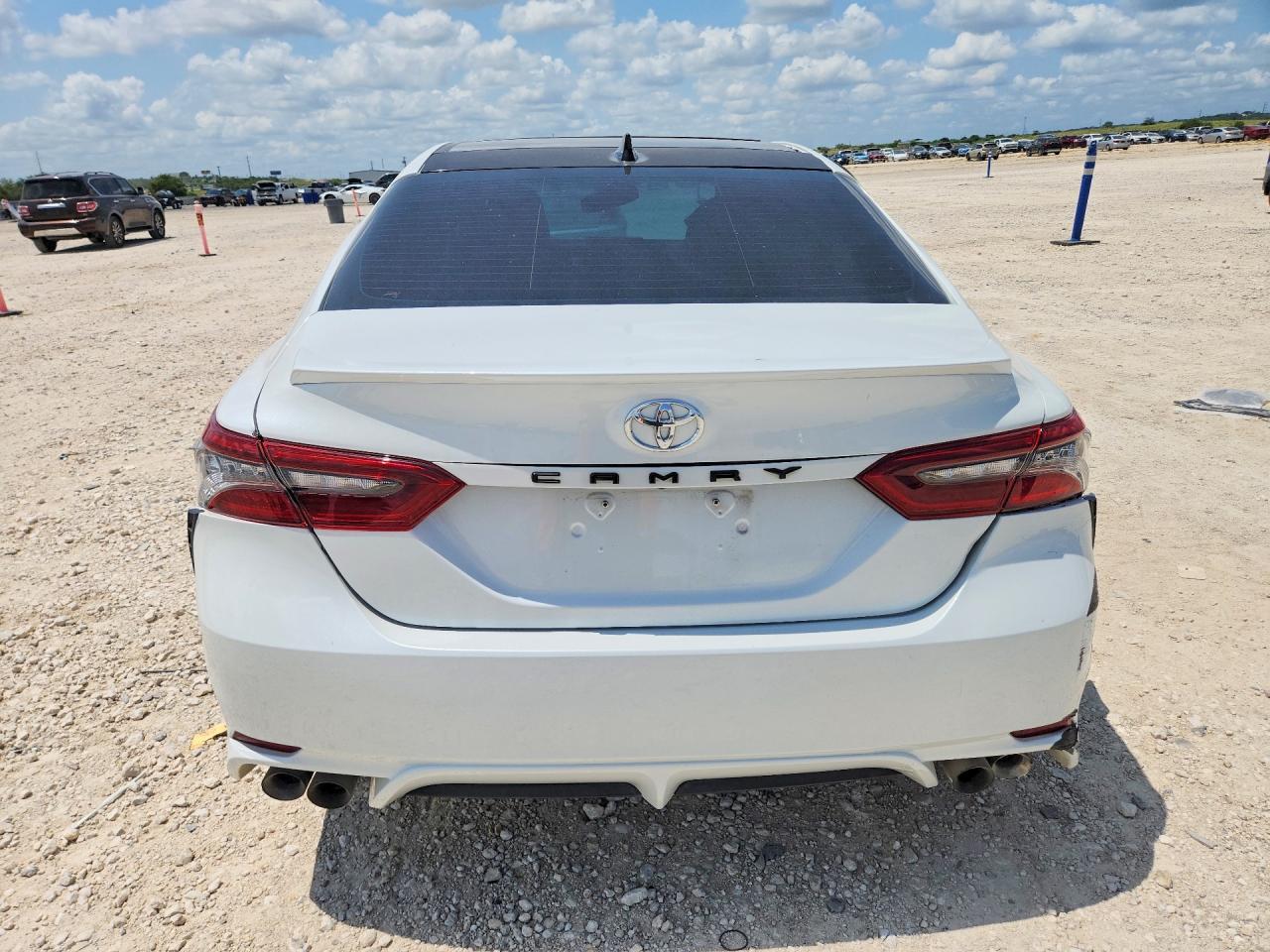 2021 Toyota Camry Xse - Image 6