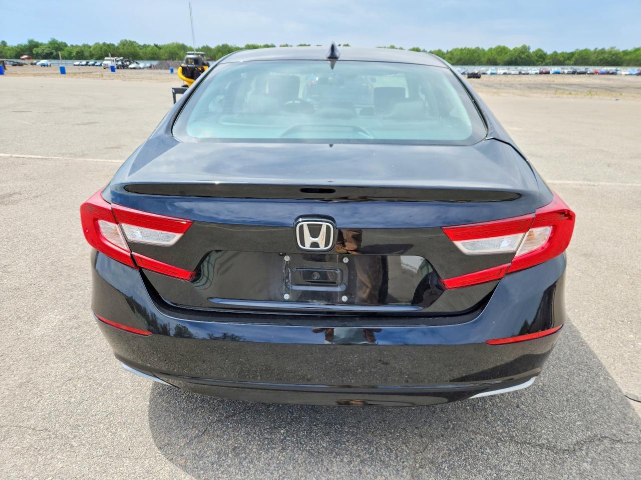 2019 Honda Accord Lx - Image 6