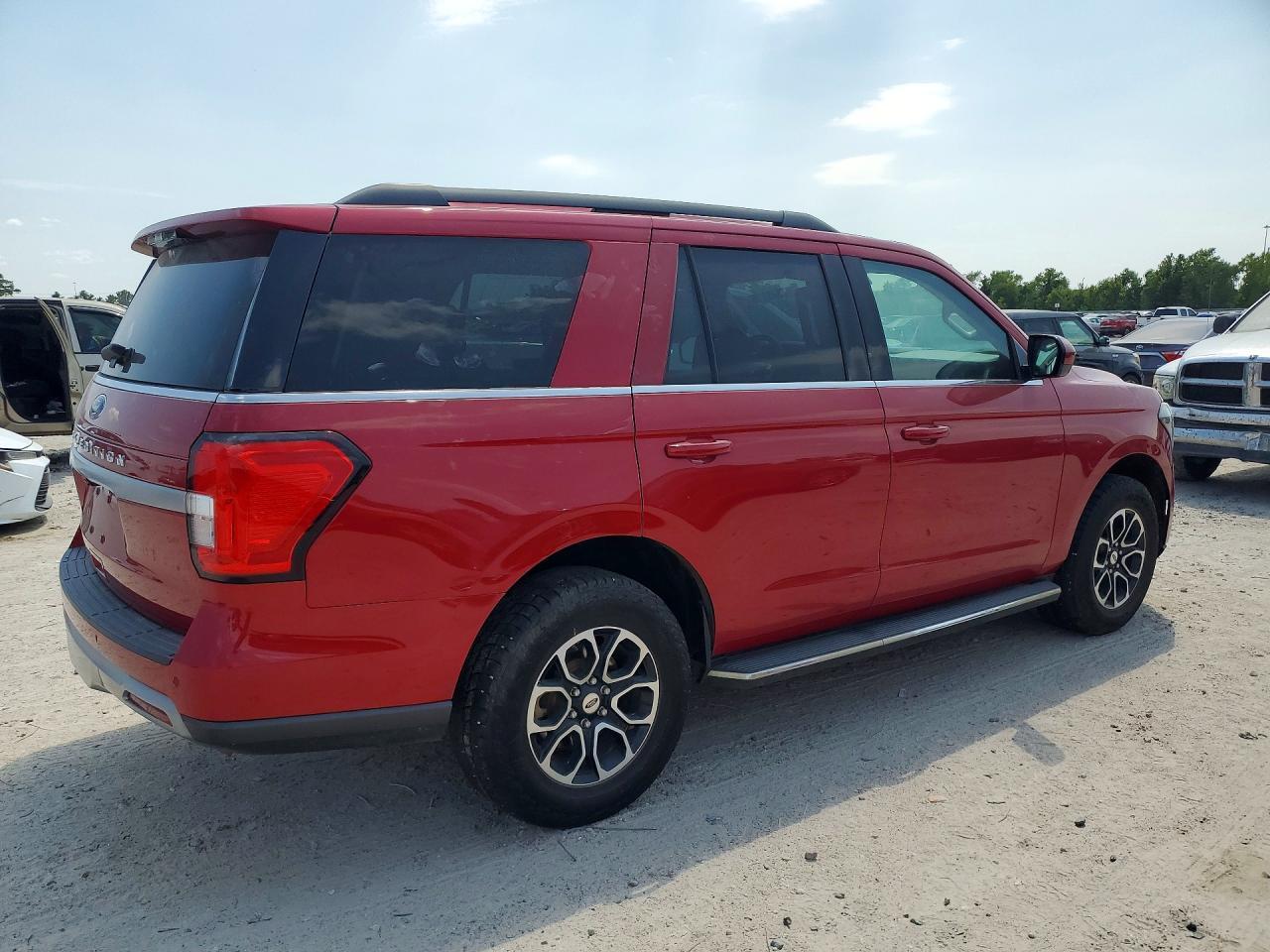 2022 Ford Expedition Xlt - Фото 3