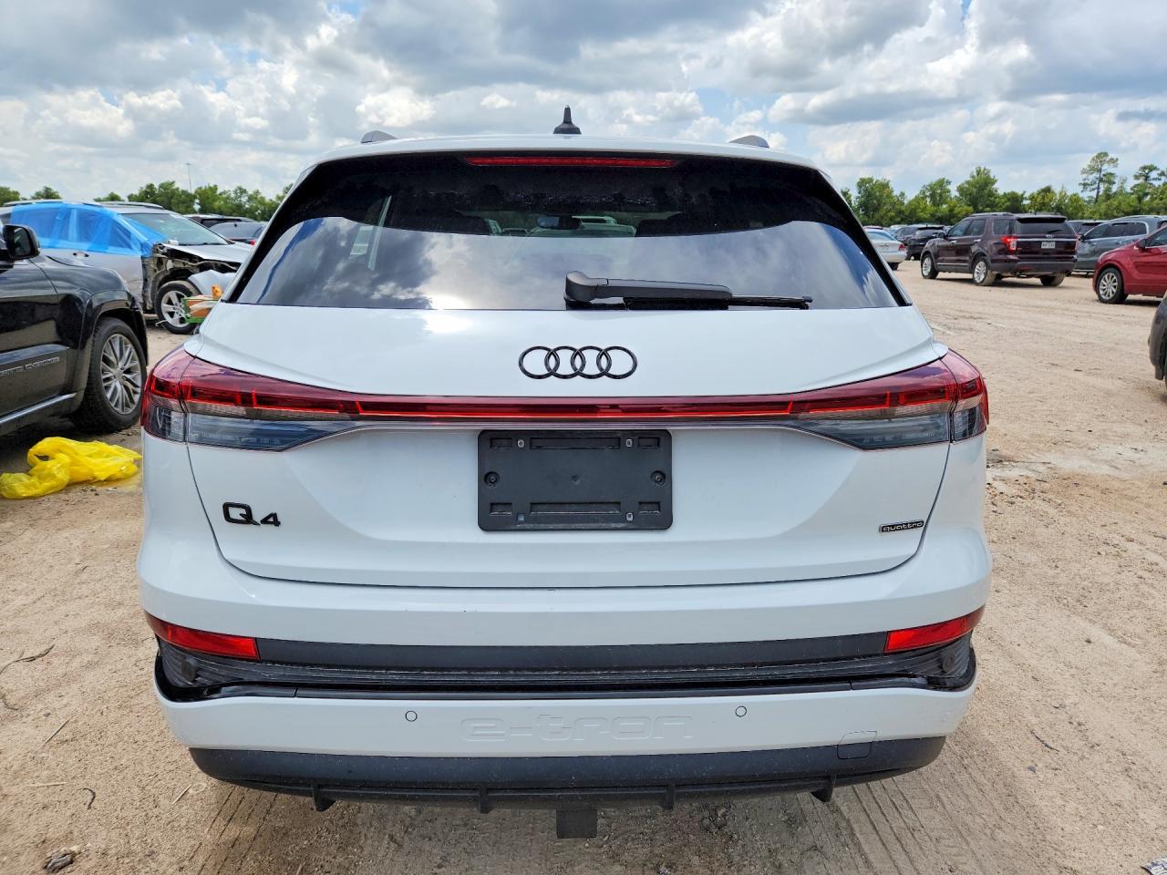 2022 Audi Q4 E-Tron Premium Plus S-Line - Image 6