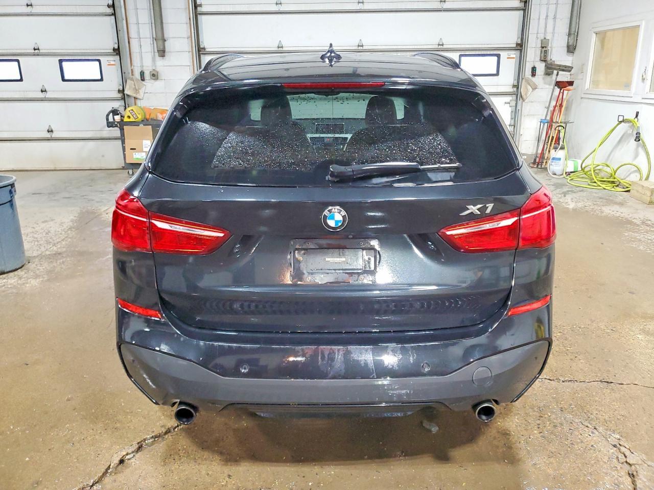 2017 BMW X1 xDrive28I - Фото 6