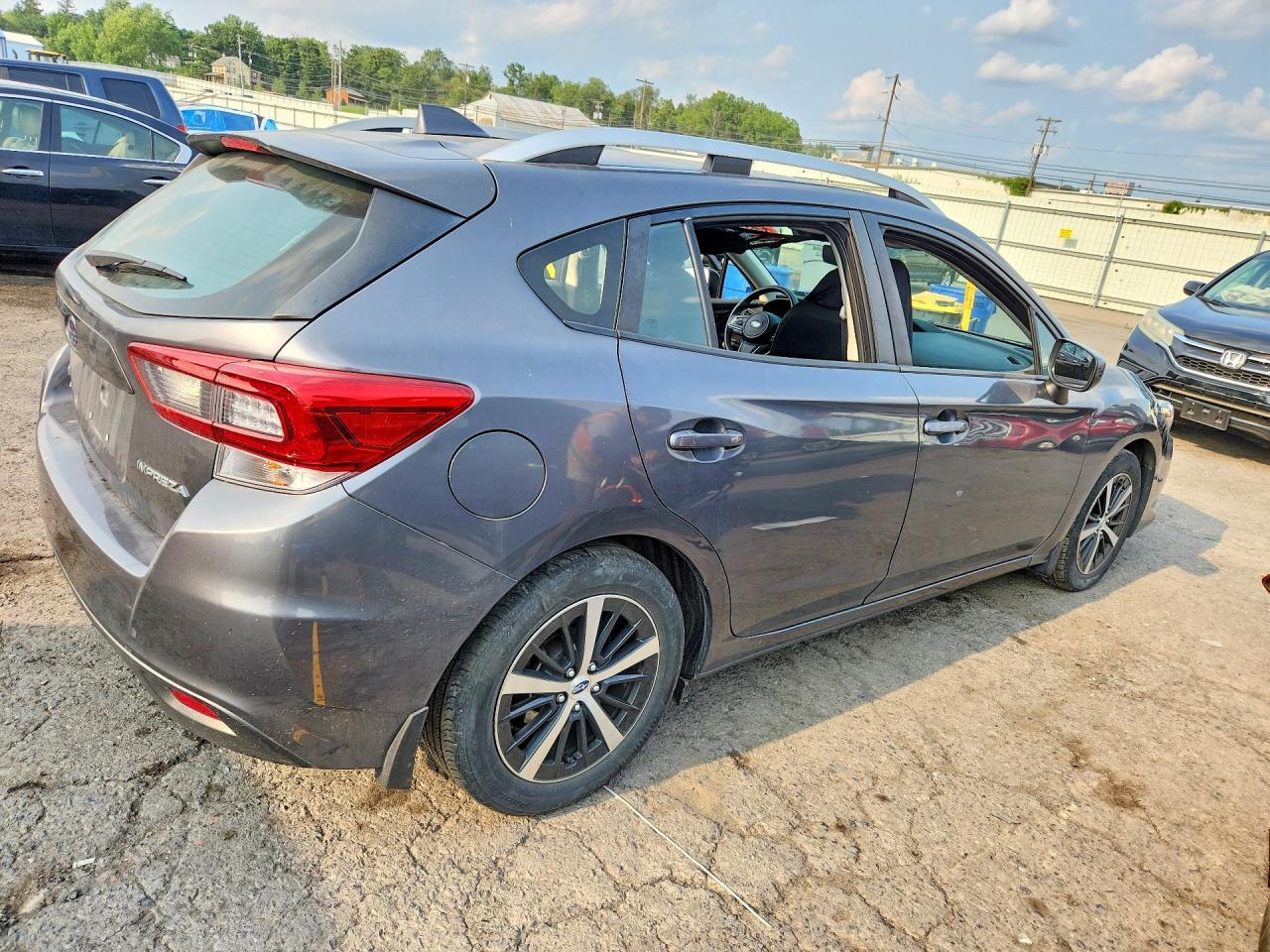 2021 Subaru Impreza Premium - Фото 3