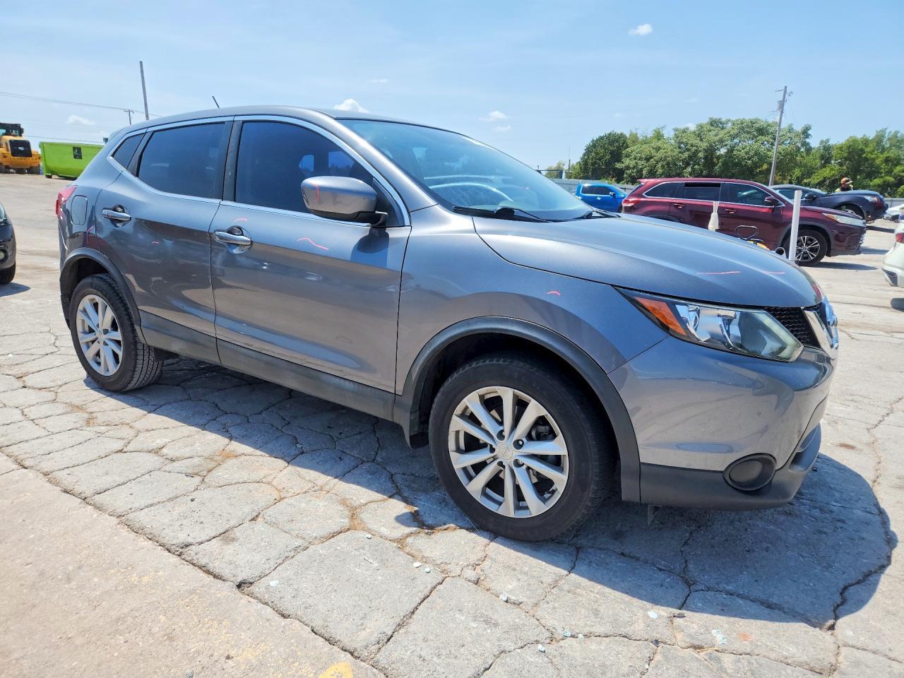 2018 Nissan Rogue Sport S - Фото 4
