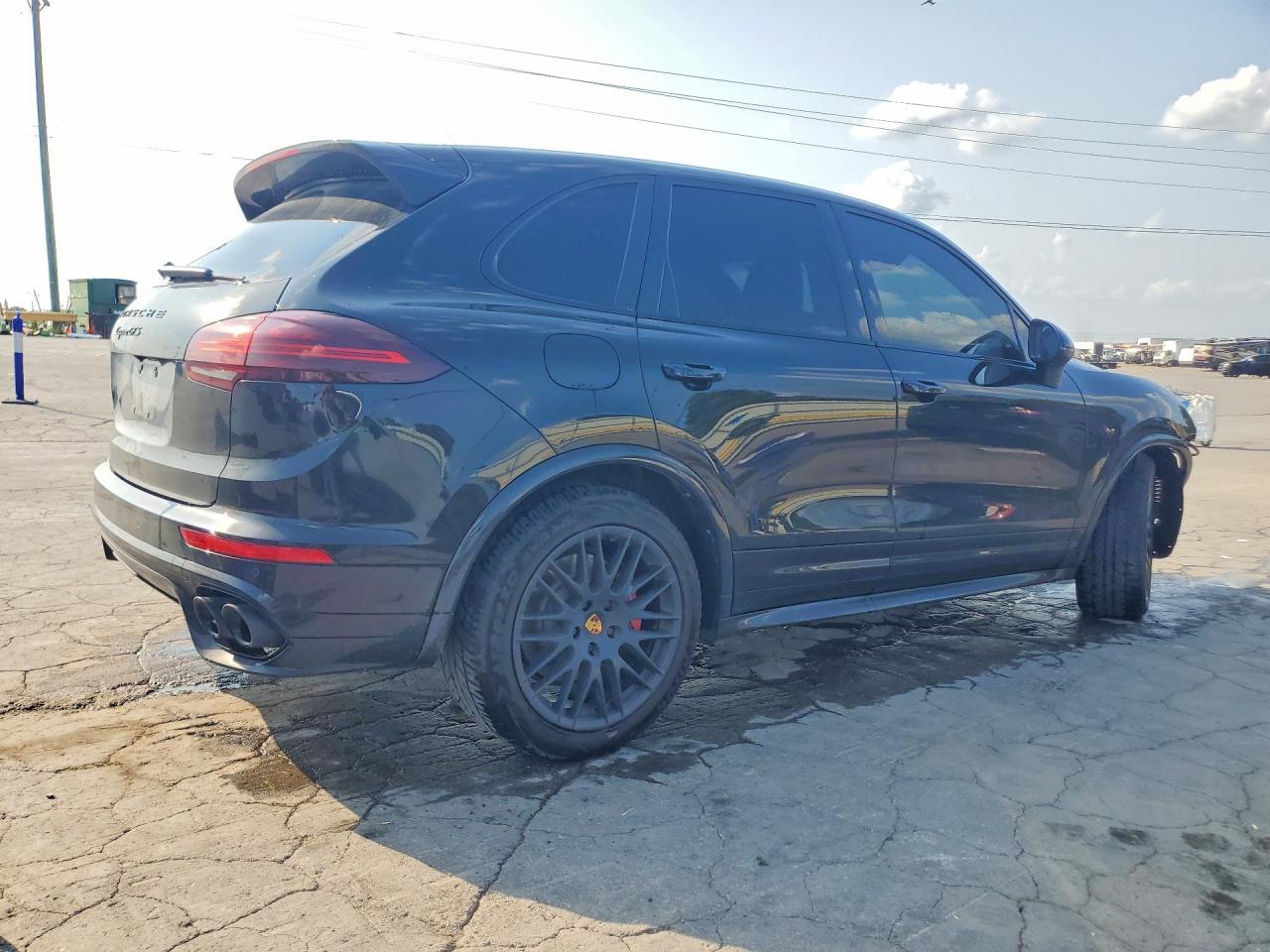 2017 Porsche Cayenne Gts - Фото 3