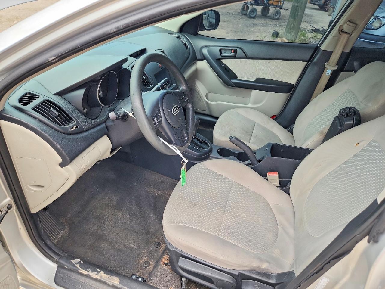 2010 Kia Forte Ex - Image 7