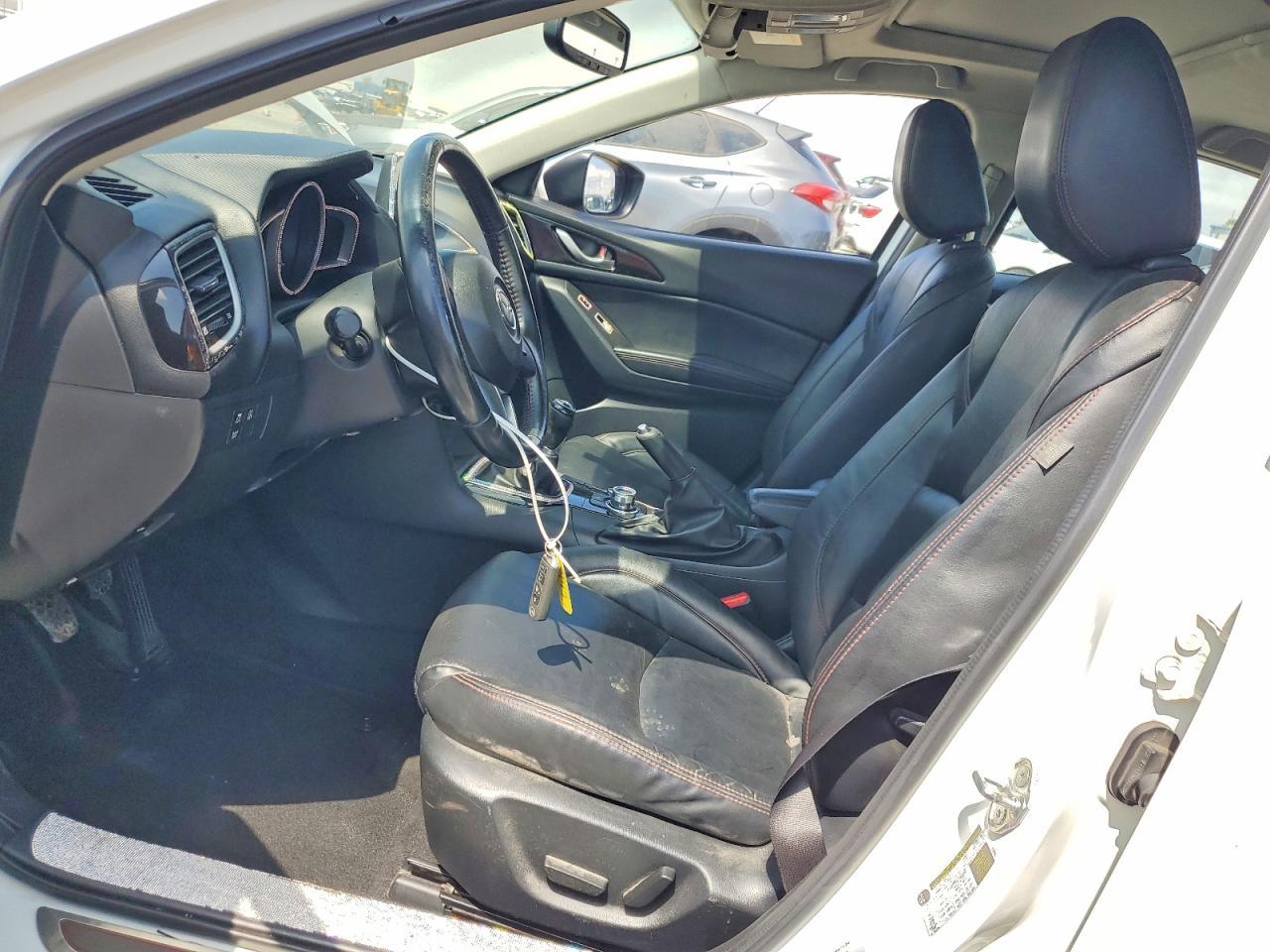 2014 Mazda 3 Grand Touring - Image 7