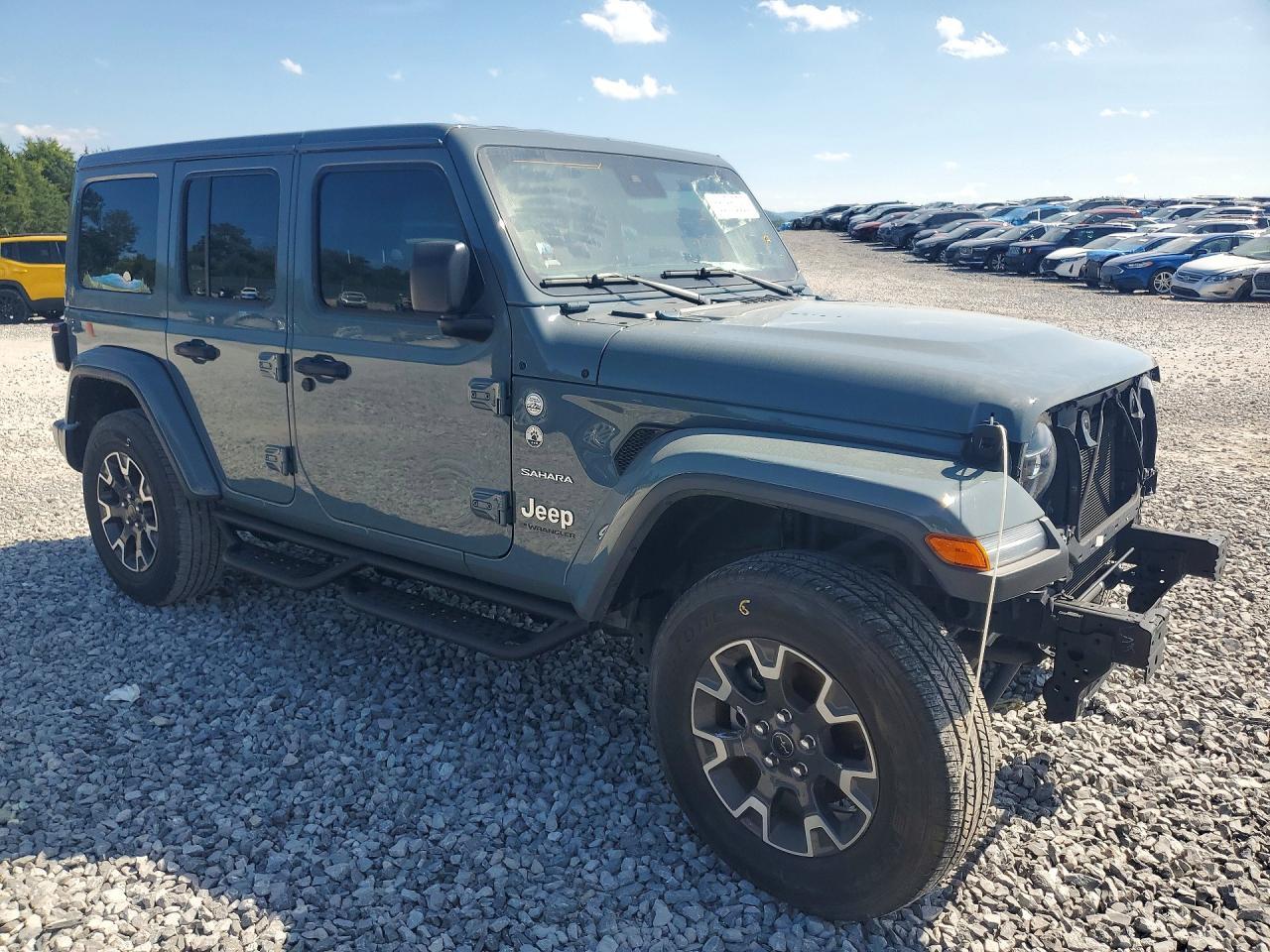 2024 Jeep Wrangler Sahara - Фото 4