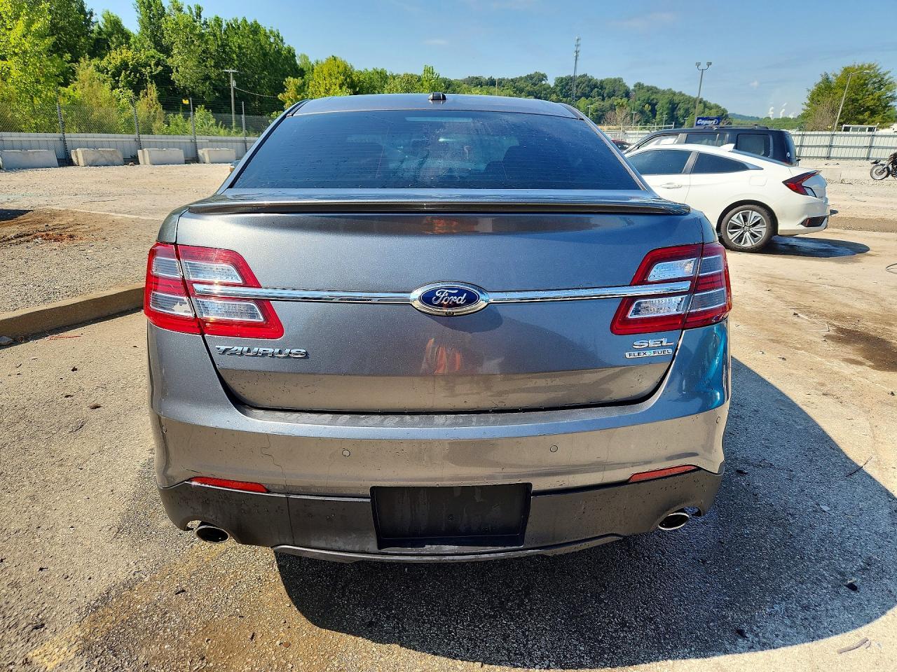 2014 Ford Taurus Sel - Image 6