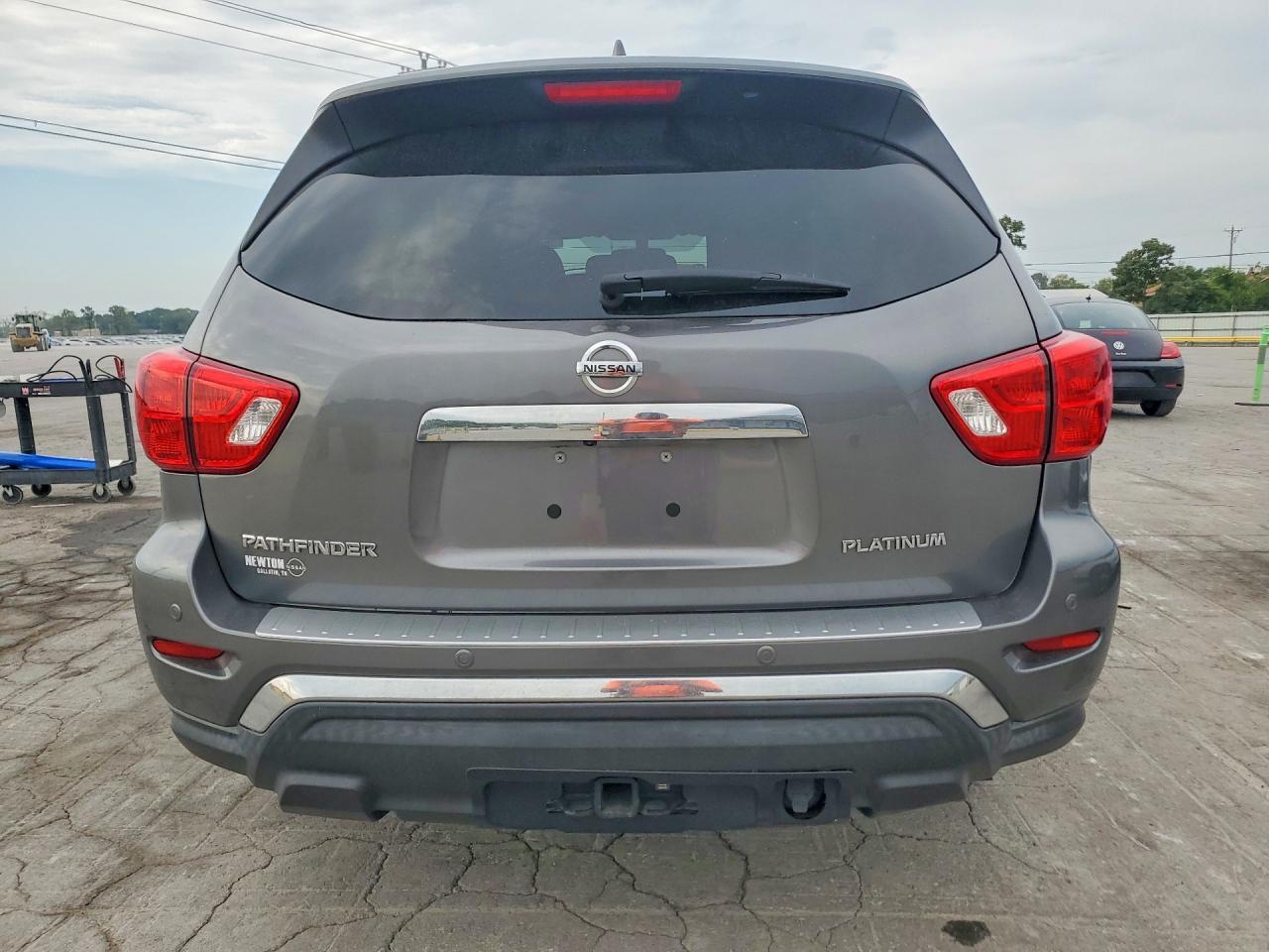 2020 Nissan Pathfinder Platinum - Фото 6