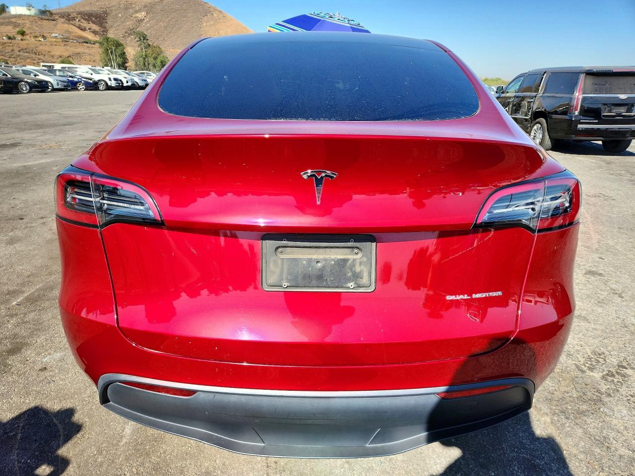 2024 Tesla Model Y - Image 6