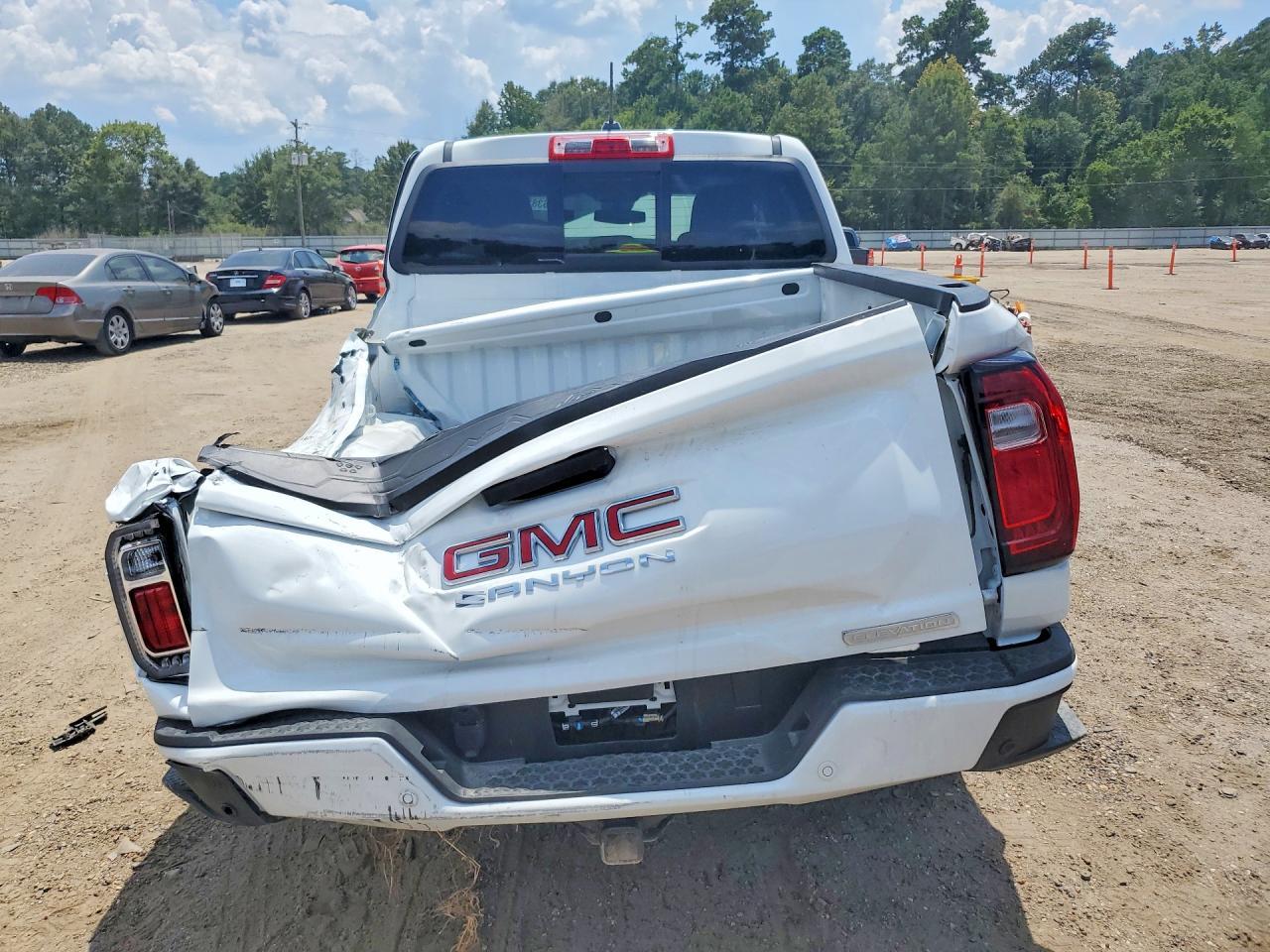 2026 GMC Canyon Elevation - Фото 6