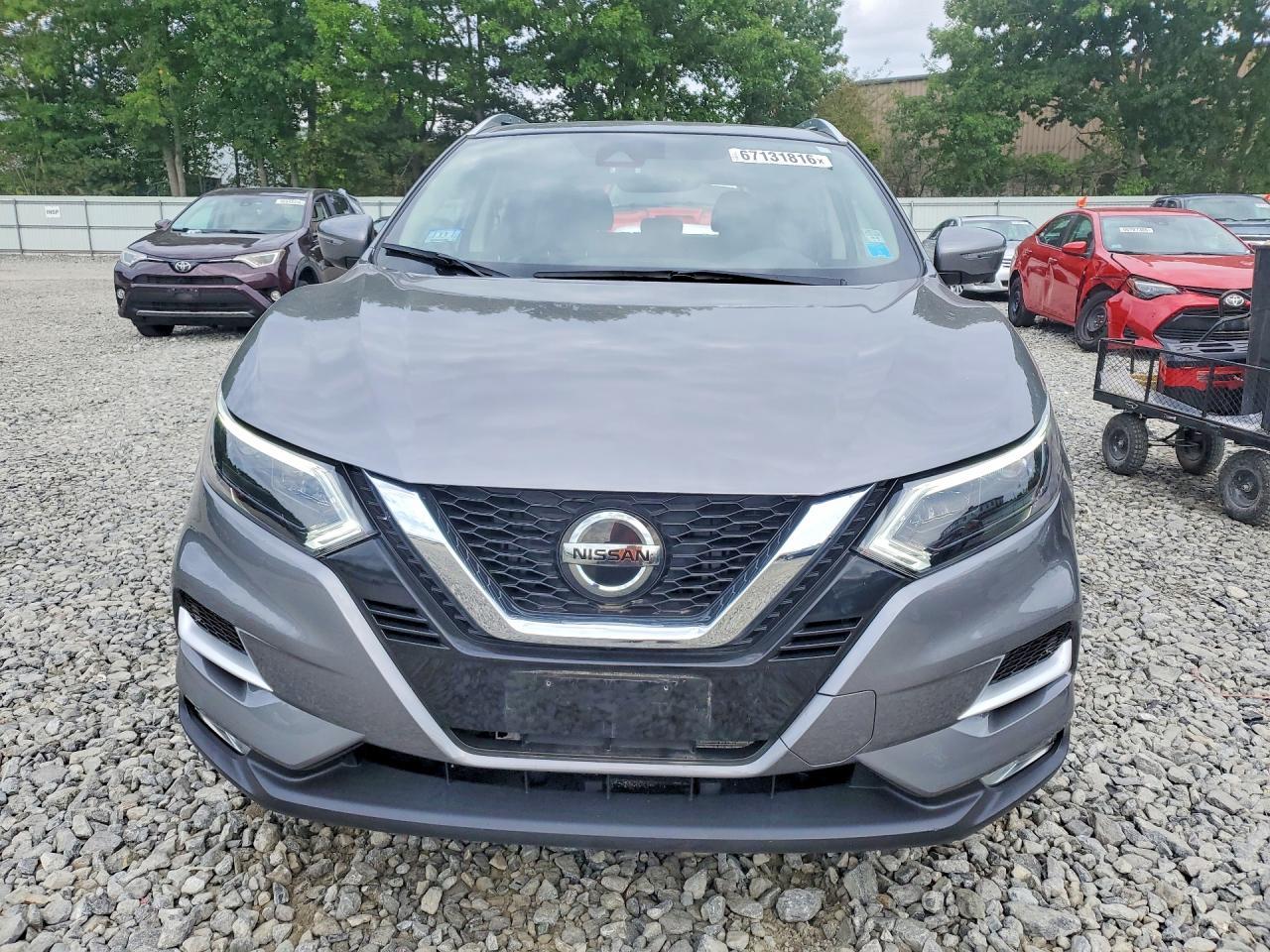 2022 Nissan Rogue Sport Sl - Image 5