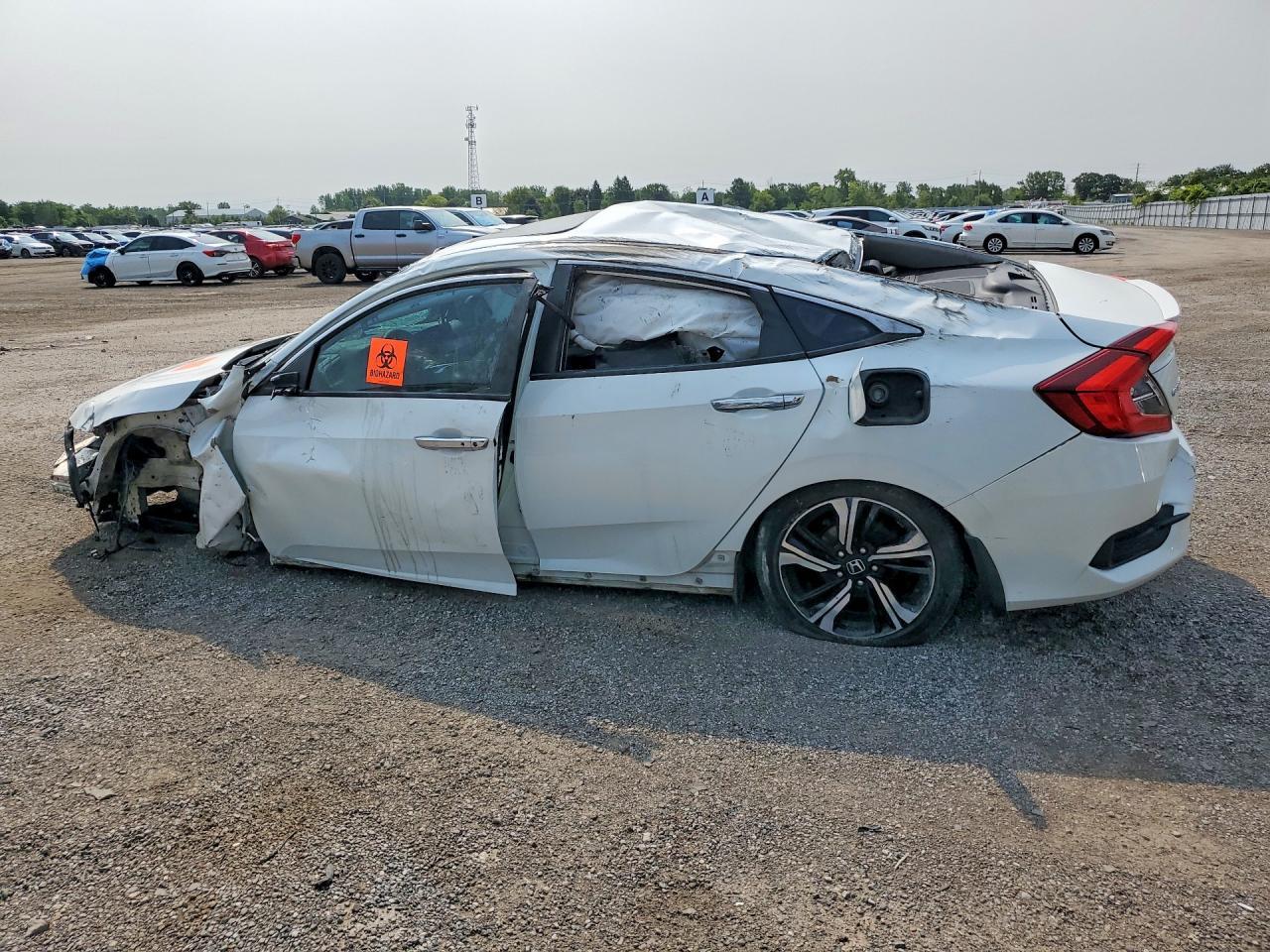 2016 Honda Civic Touring - Фото 2