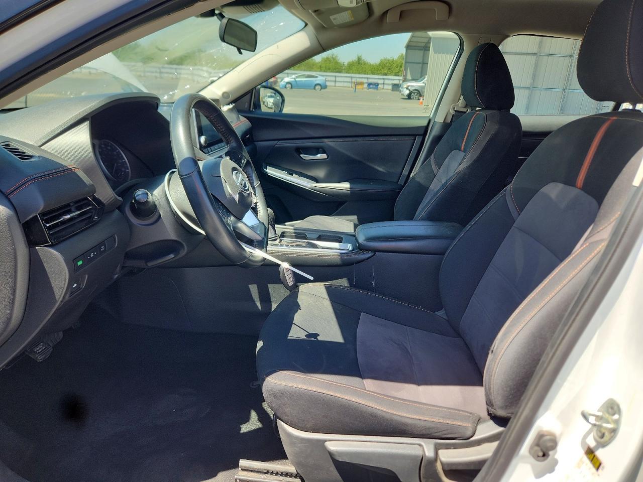 2022 Nissan Sentra Sr - Image 7