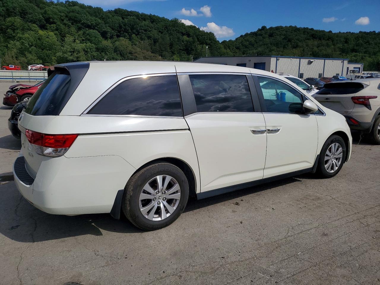 2016 Honda Odyssey Exl - Image 3