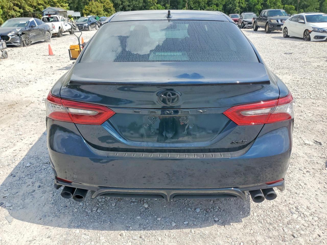 2021 Toyota Camry Xse - Image 6