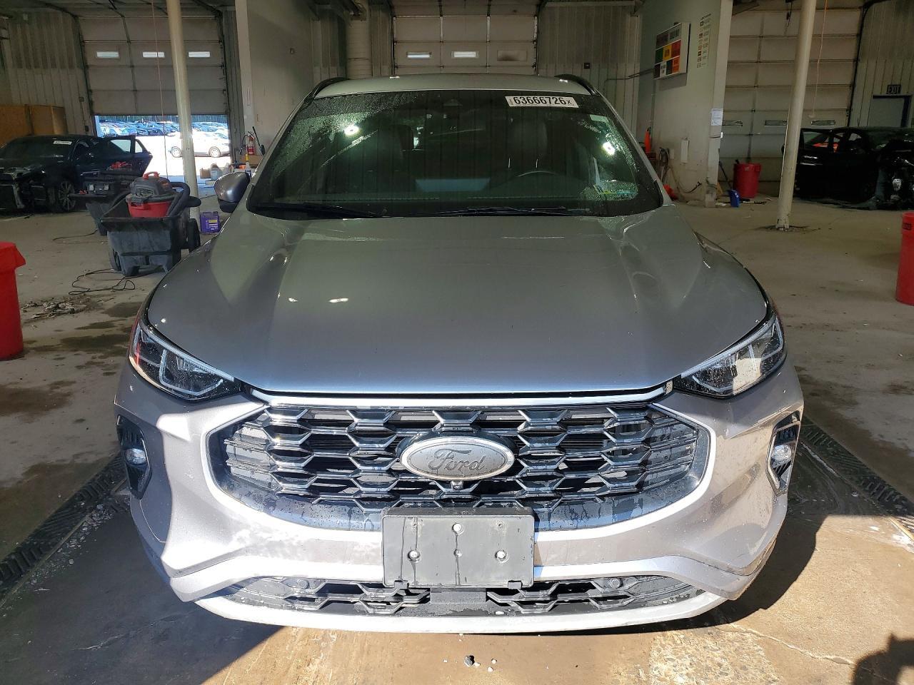 2023 Ford Escape St Line Elite - Image 5