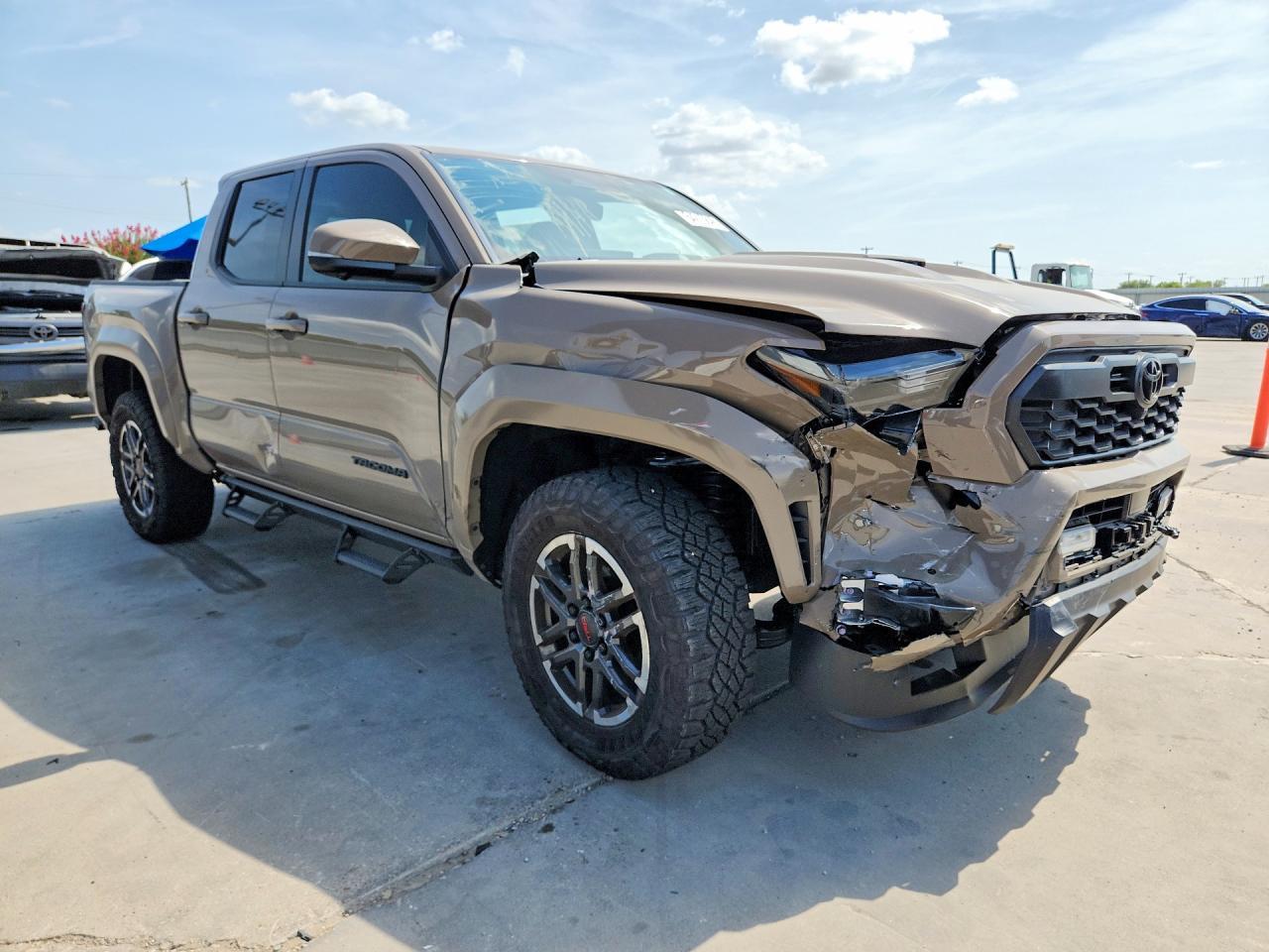 2026 Toyota Tacoma Trd Sport - Image 4