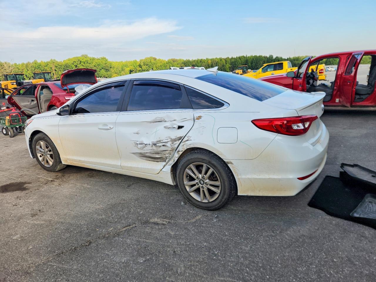 2016 Hyundai Sonata Se - Фото 2