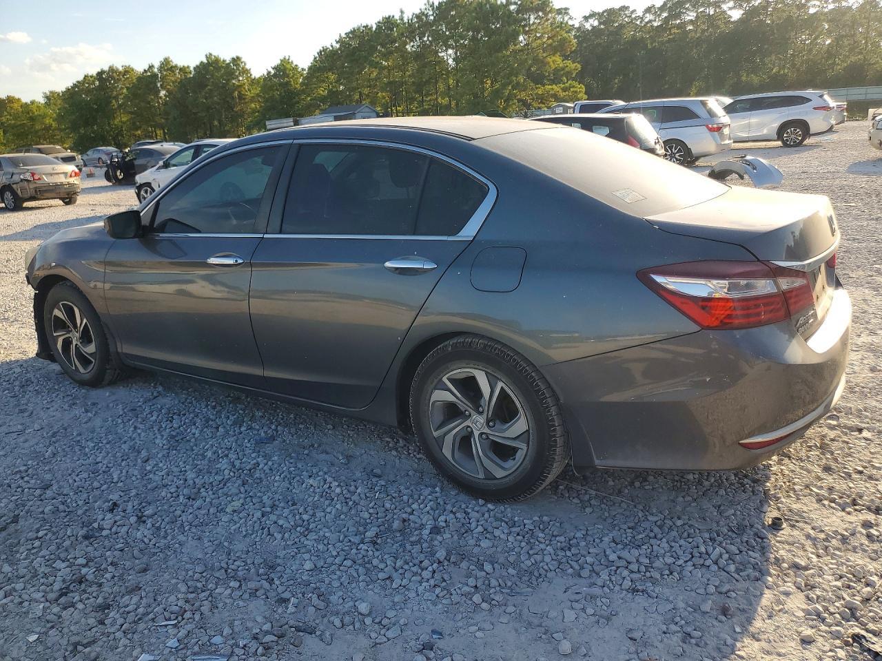 2017 Honda Accord Lx - Фото 2