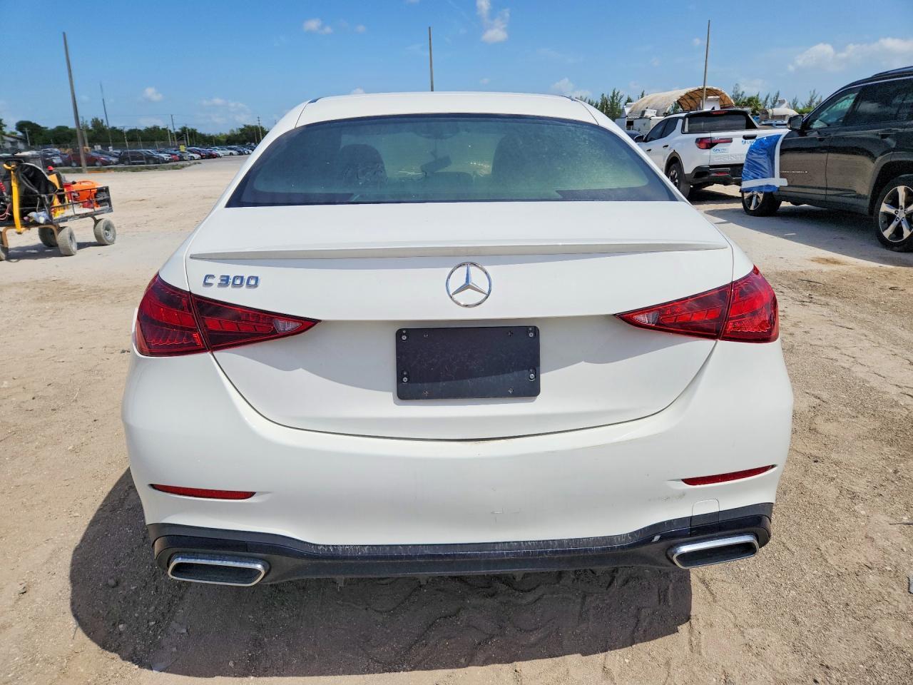 2023 Mercedes-Benz C 300 - Фото 6