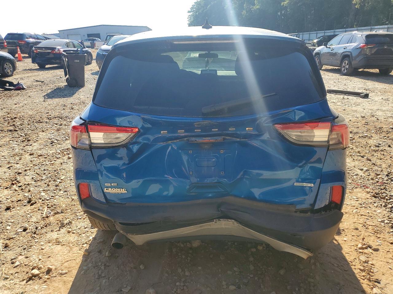 2020 Ford Escape Se - Фото 6