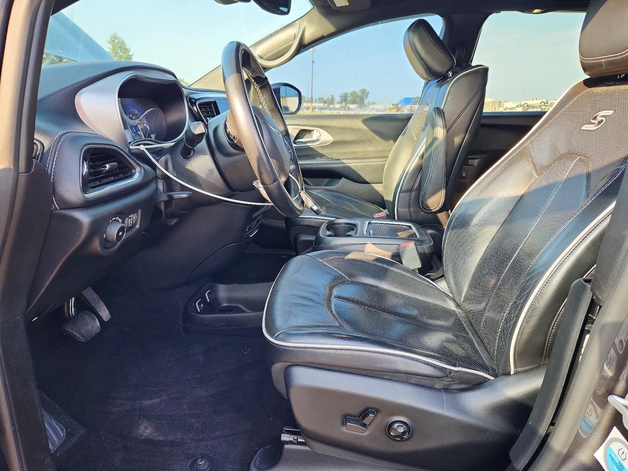 2019 Chrysler Pacifica Limited - Фото 7