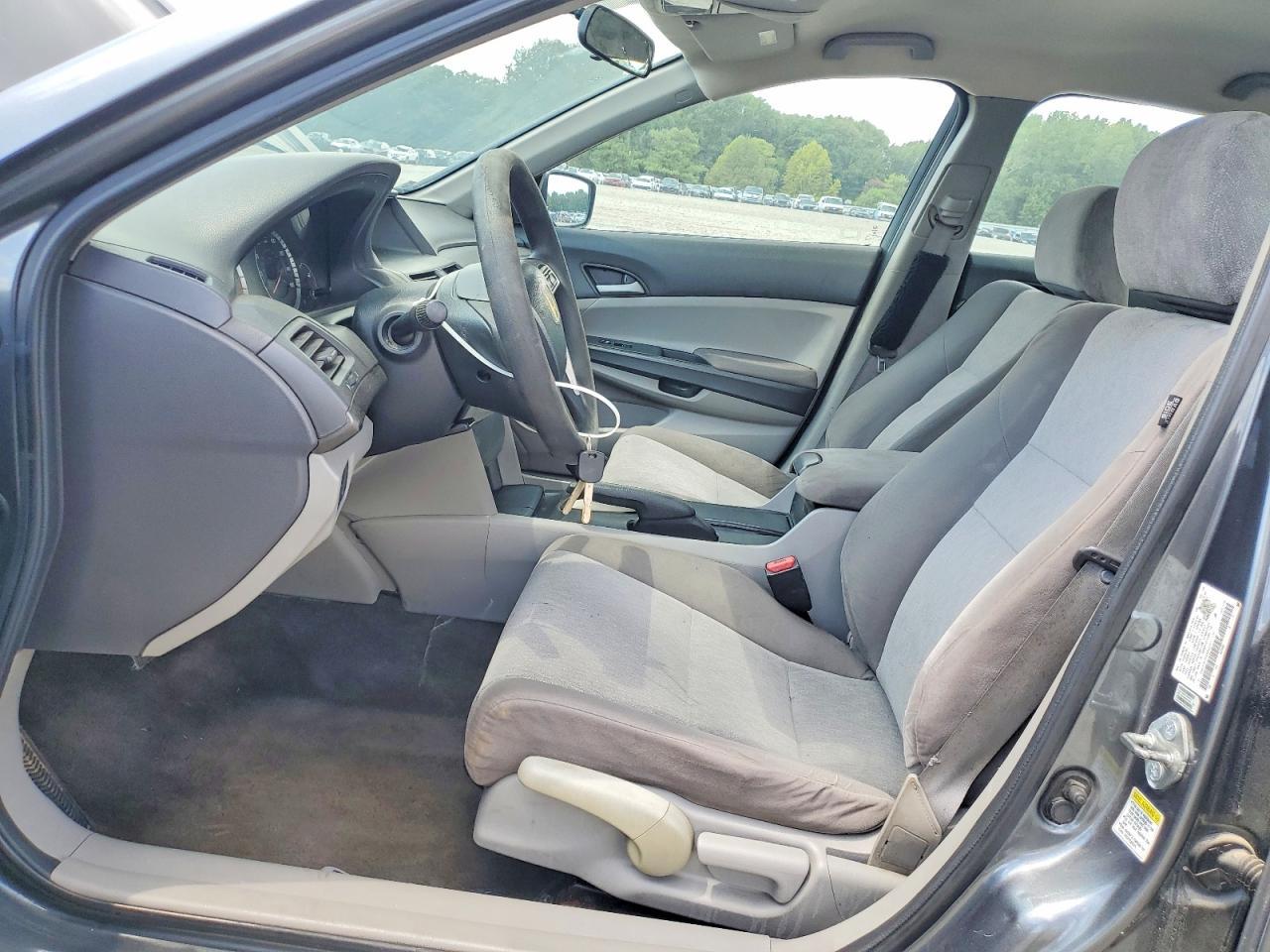 2010 Honda Accord Lx - Image 7