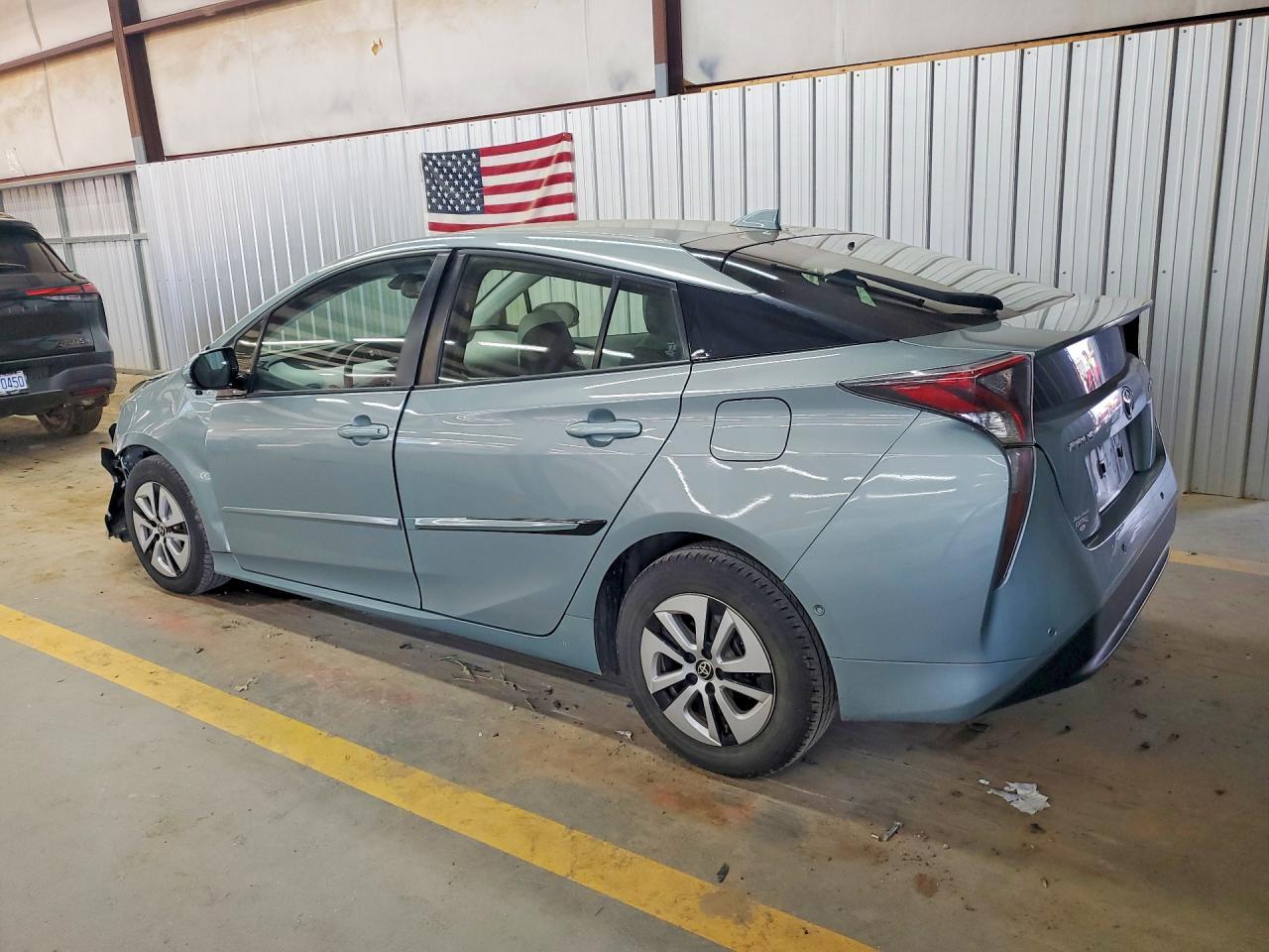 2018 Toyota Prius Four - Фото 2
