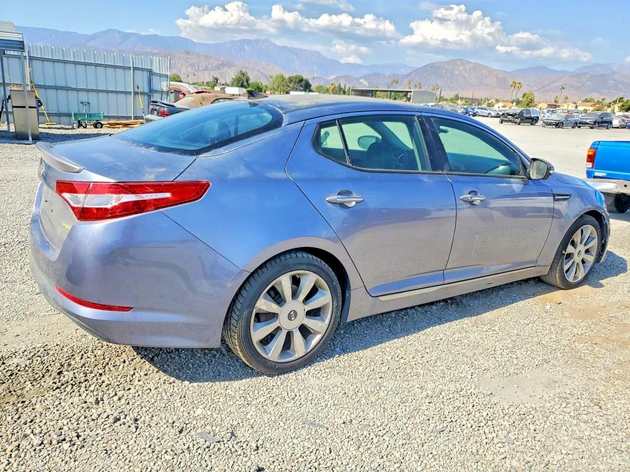 2012 Kia Optima Hybrid Lx - Image 3