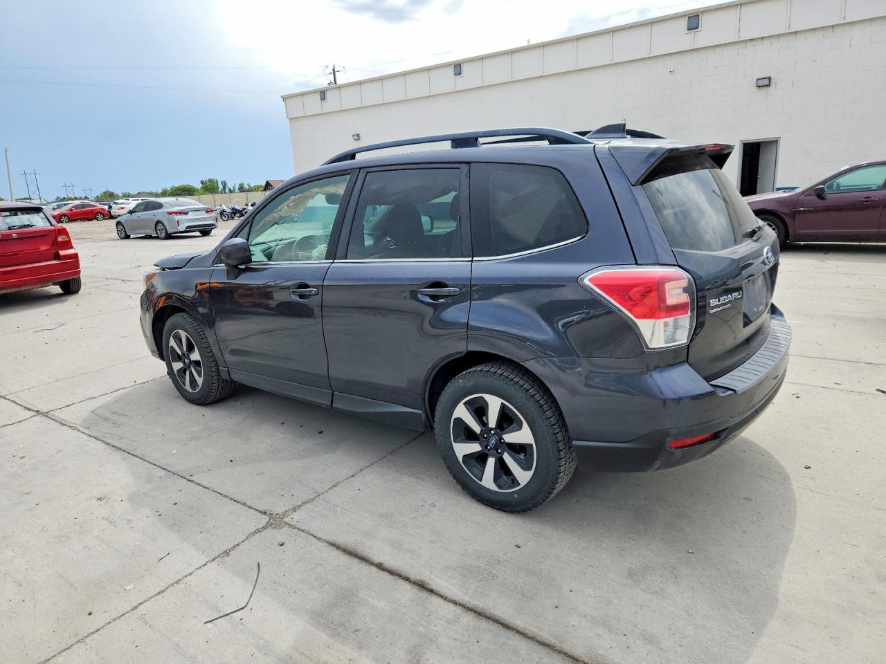 2018 Subaru Forester 2.5I Limited - Фото 2