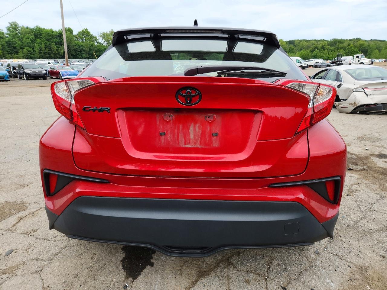 2022 Toyota C-Hr Nightshade - Image 6