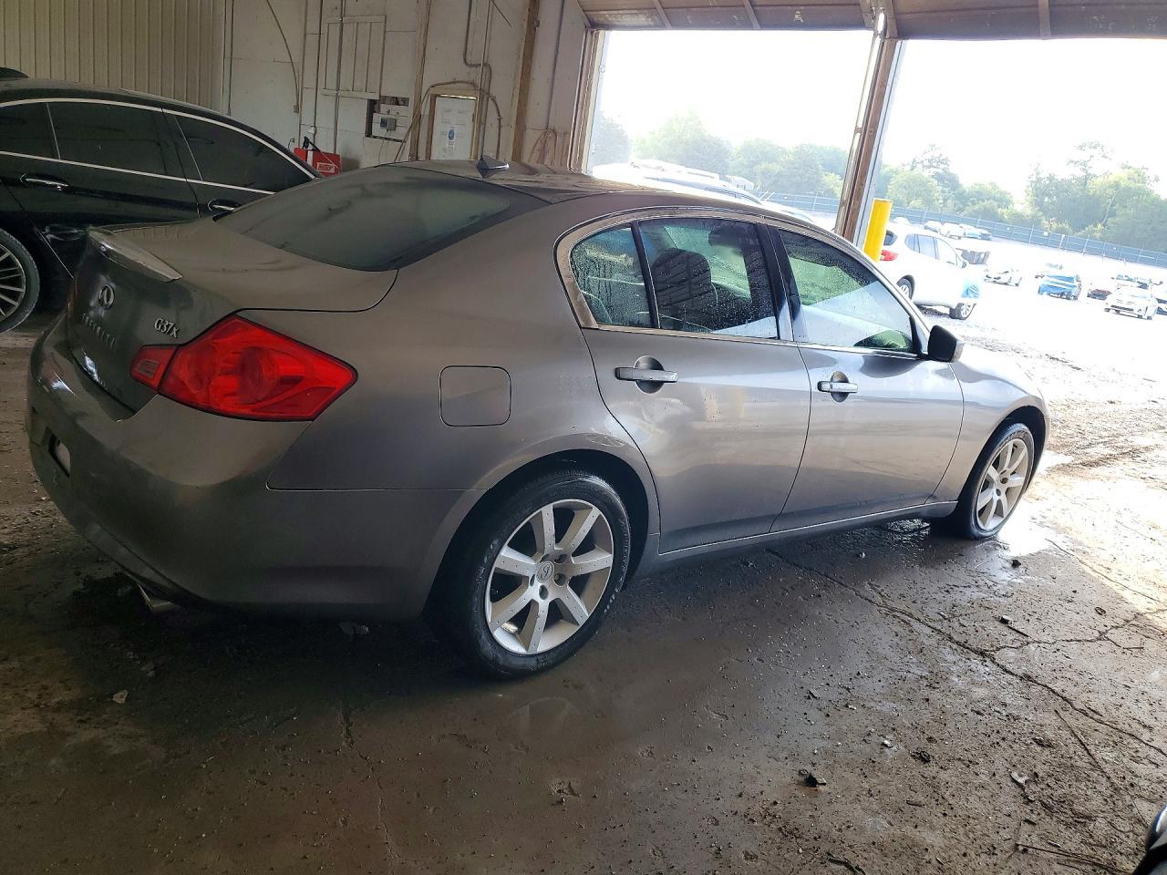 2012 Infiniti G37 Sedan X - Фото 3