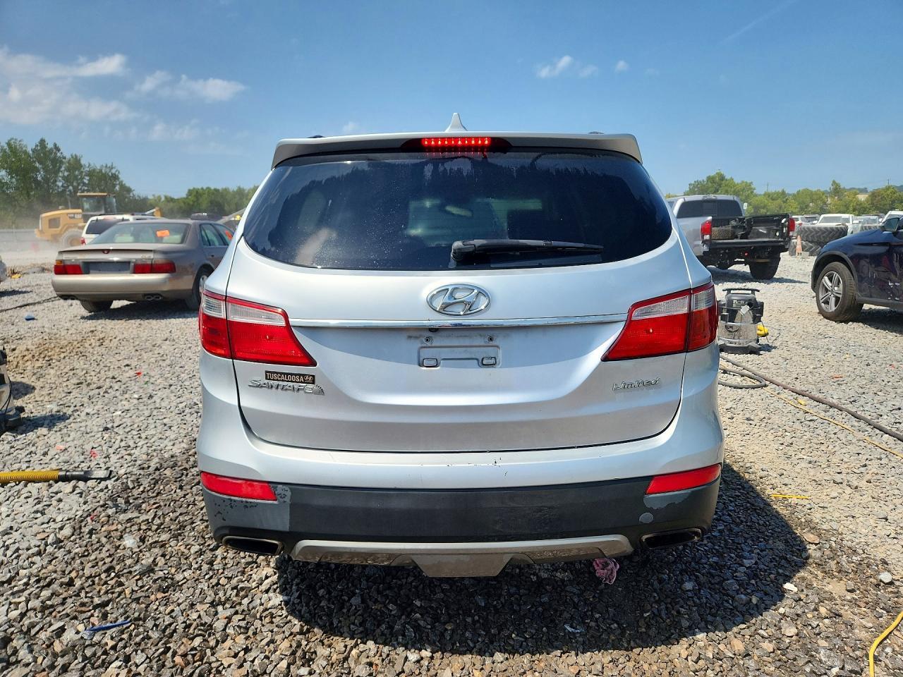 2013 Hyundai Santa Fe - Image 6