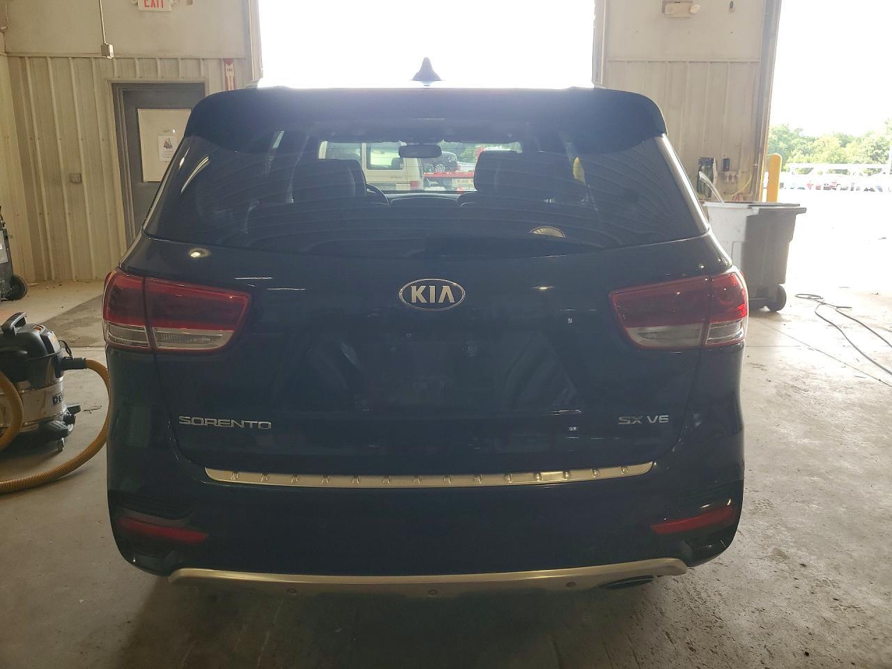 2016 Kia Sorento Sx V6 - Фото 6