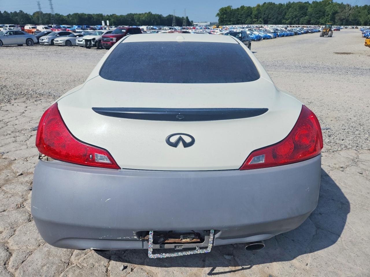 2010 Infiniti G37 Coupe X - Image 6